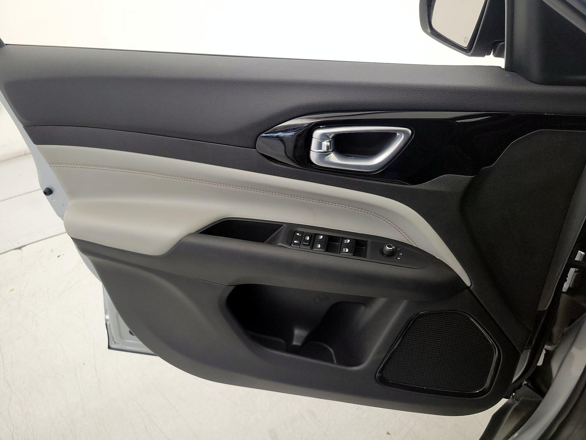 Thumbnail: 2025 Jeep Compass - 12