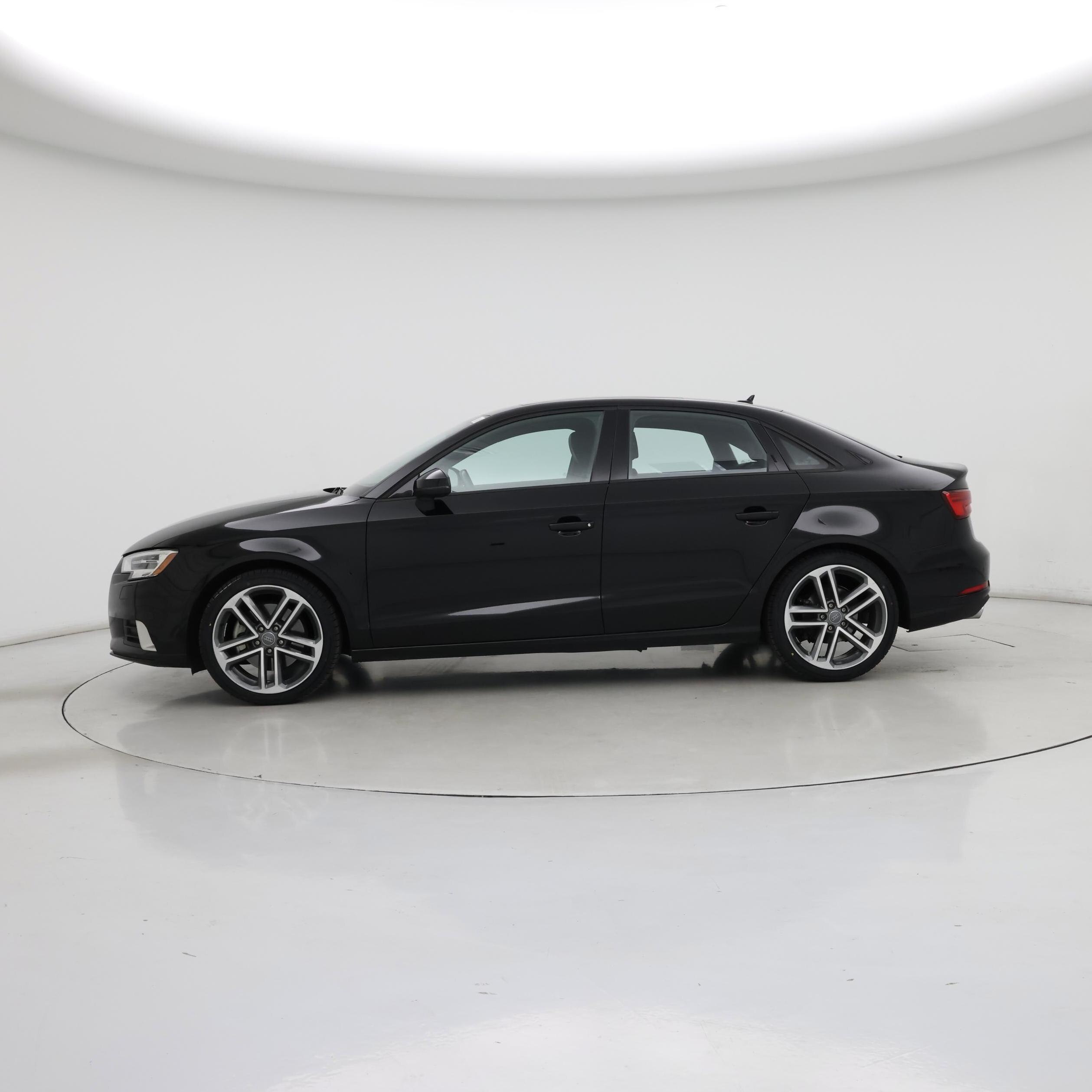 Thumbnail: 2017 Audi A3 - 3