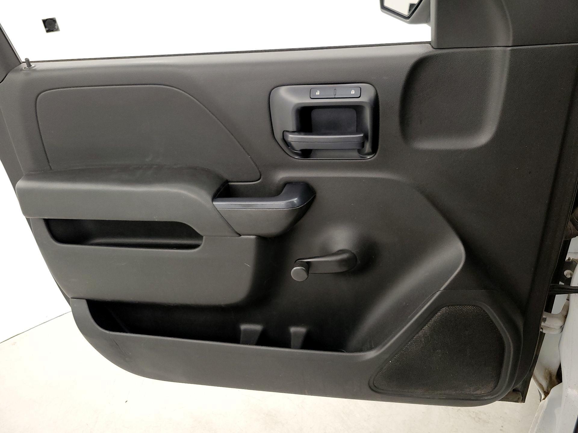 Thumbnail: 2014 Chevrolet Silverado 1500 - 12