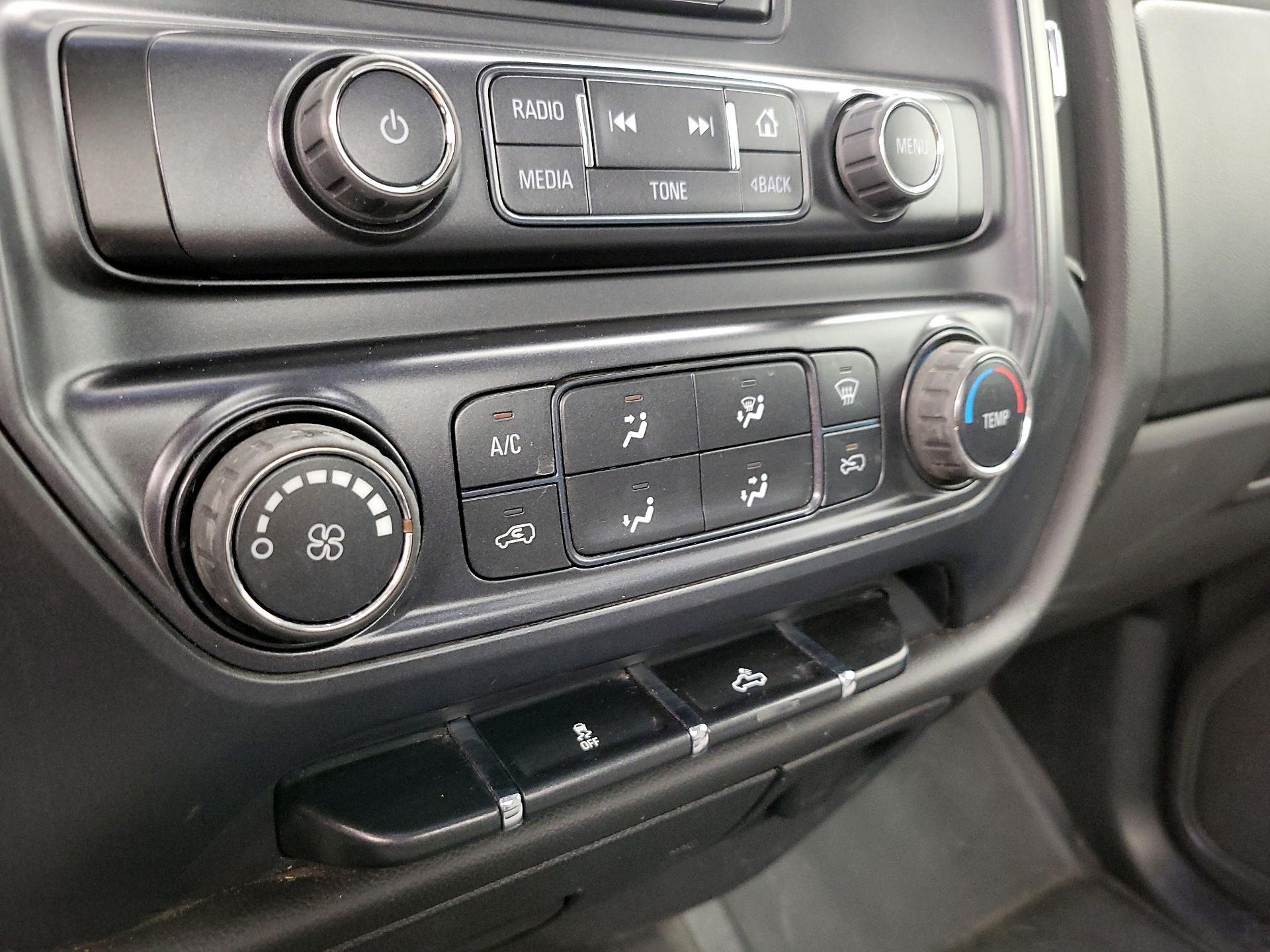 Thumbnail: 2014 Chevrolet Silverado 1500 - 15