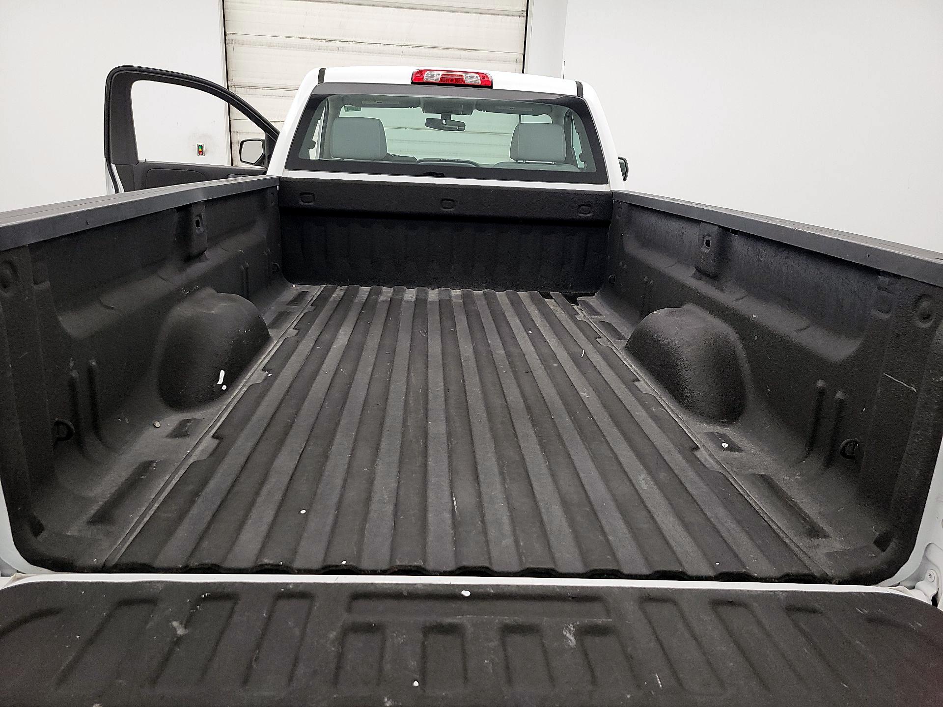 Thumbnail: 2014 Chevrolet Silverado 1500 - 18