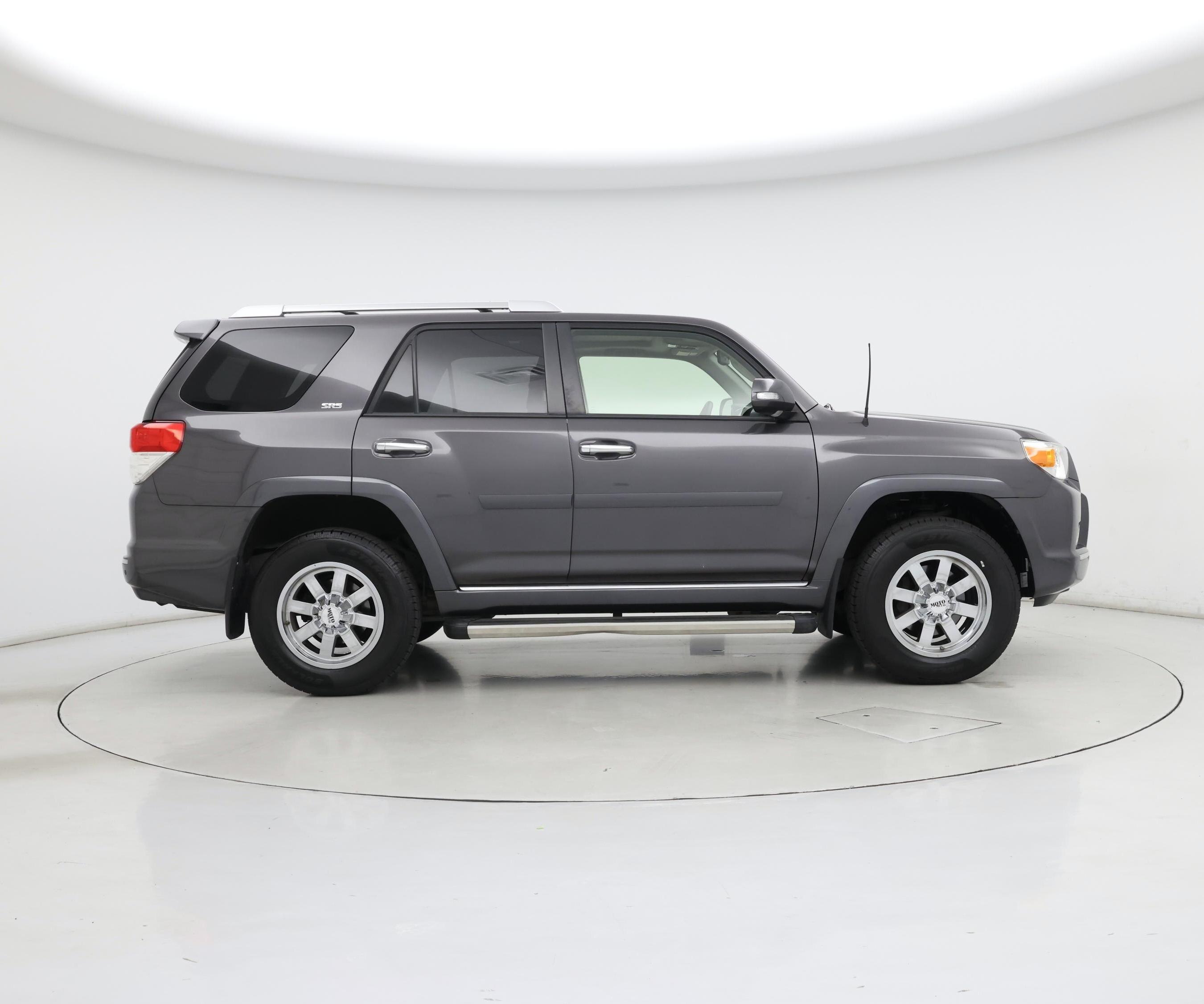 Thumbnail: 2013 Toyota 4Runner - 7