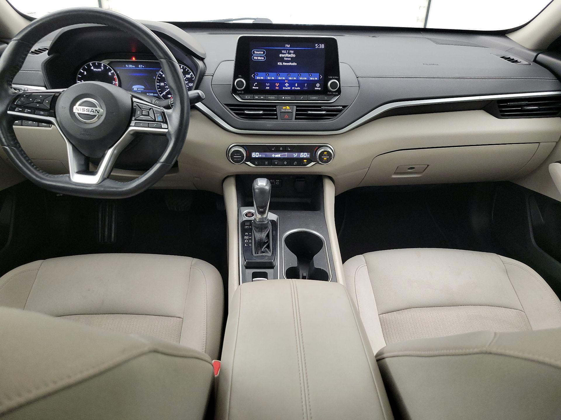 Thumbnail: 2019 Nissan Altima - 9