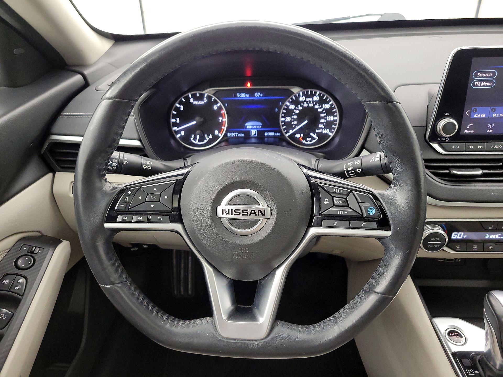 Thumbnail: 2019 Nissan Altima - 10