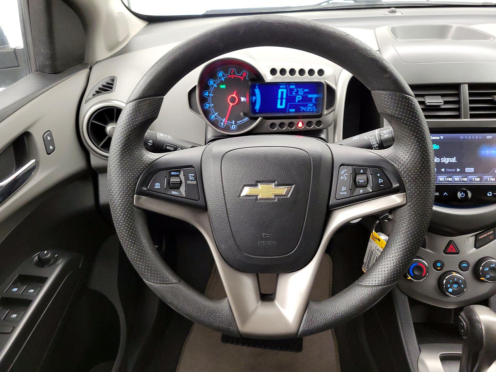 Thumbnail: 2016 Chevrolet Sonic - 10