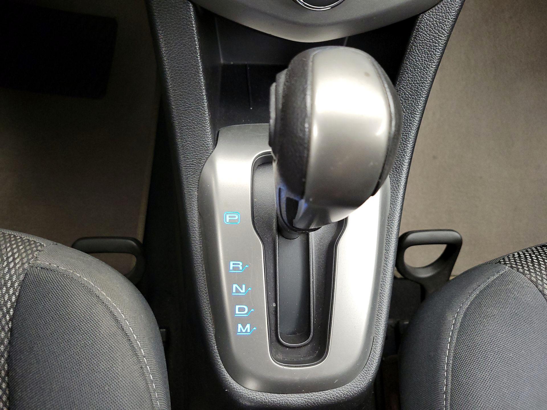 Thumbnail: 2016 Chevrolet Sonic - 16