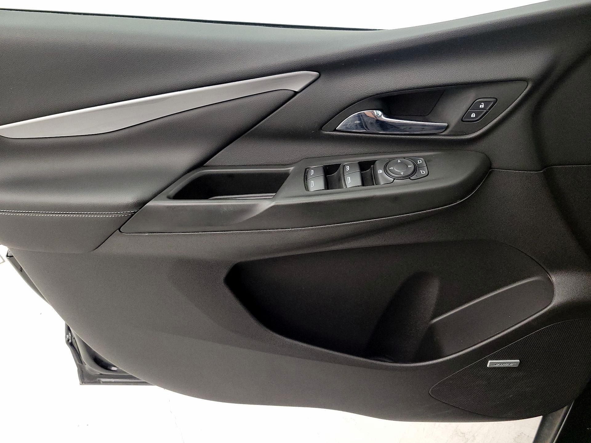 Thumbnail: 2022 Chevrolet Bolt EV - 12