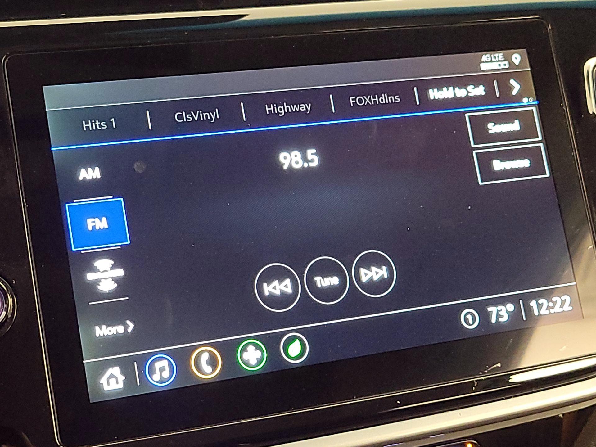 Thumbnail: 2022 Chevrolet Bolt EV - 15