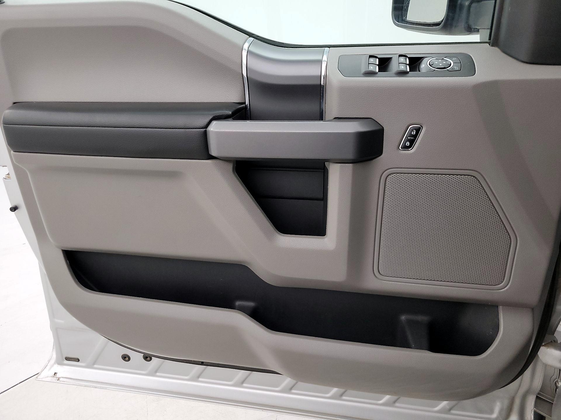 Thumbnail: 2016 Ford F-150 - 12