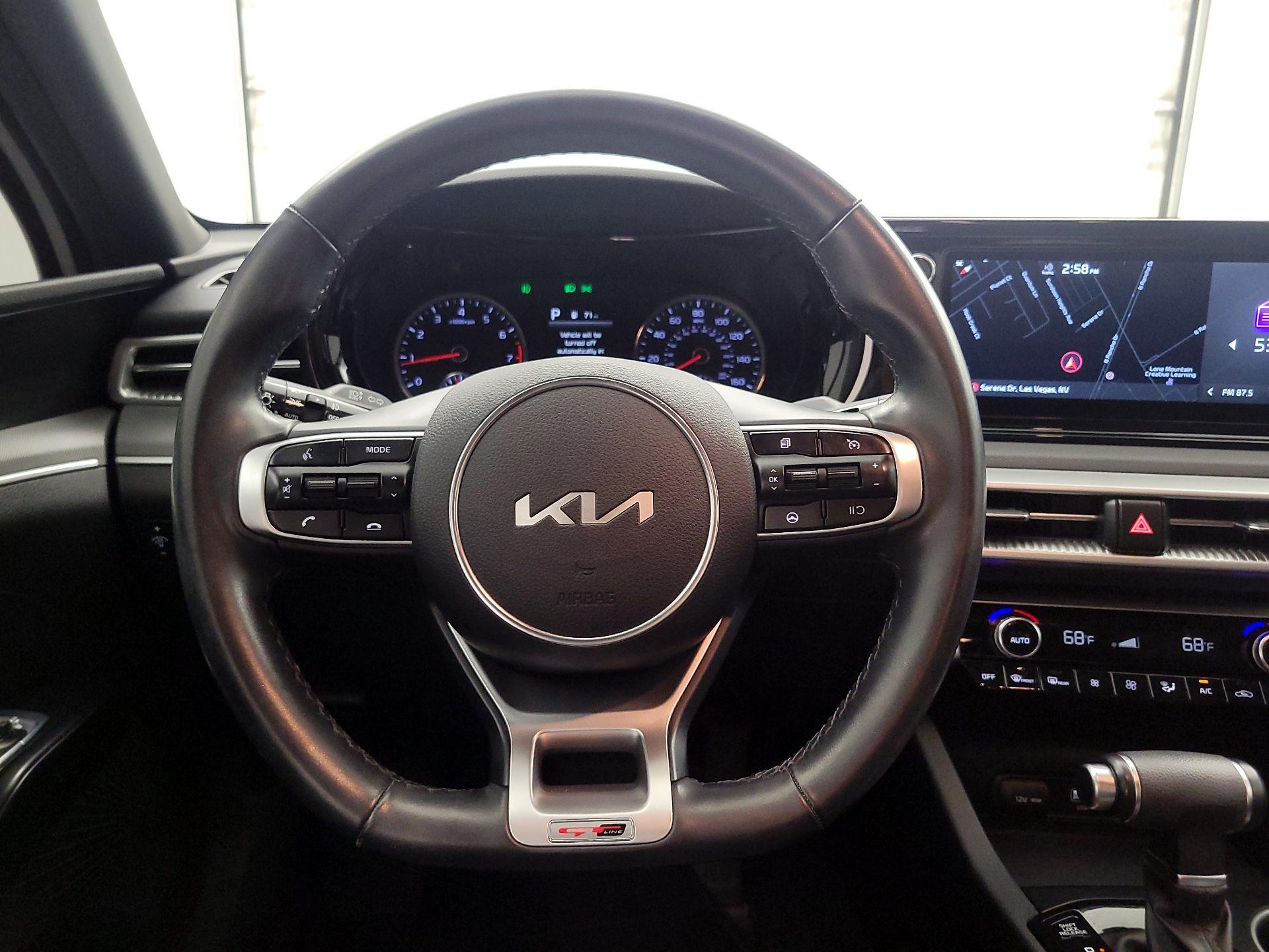 Thumbnail: 2022 Kia K5 - 10