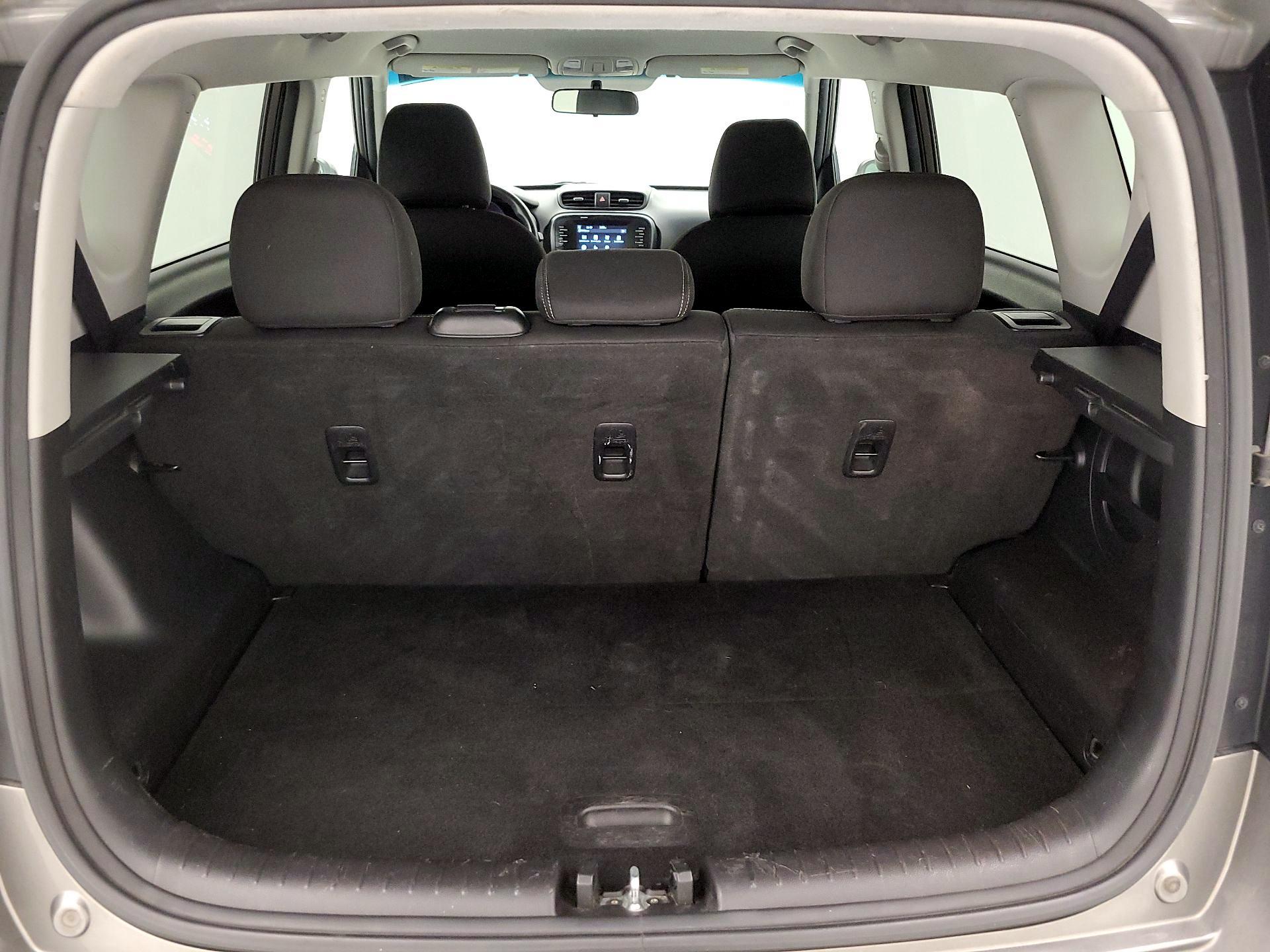 Thumbnail: 2018 Kia Soul - 20