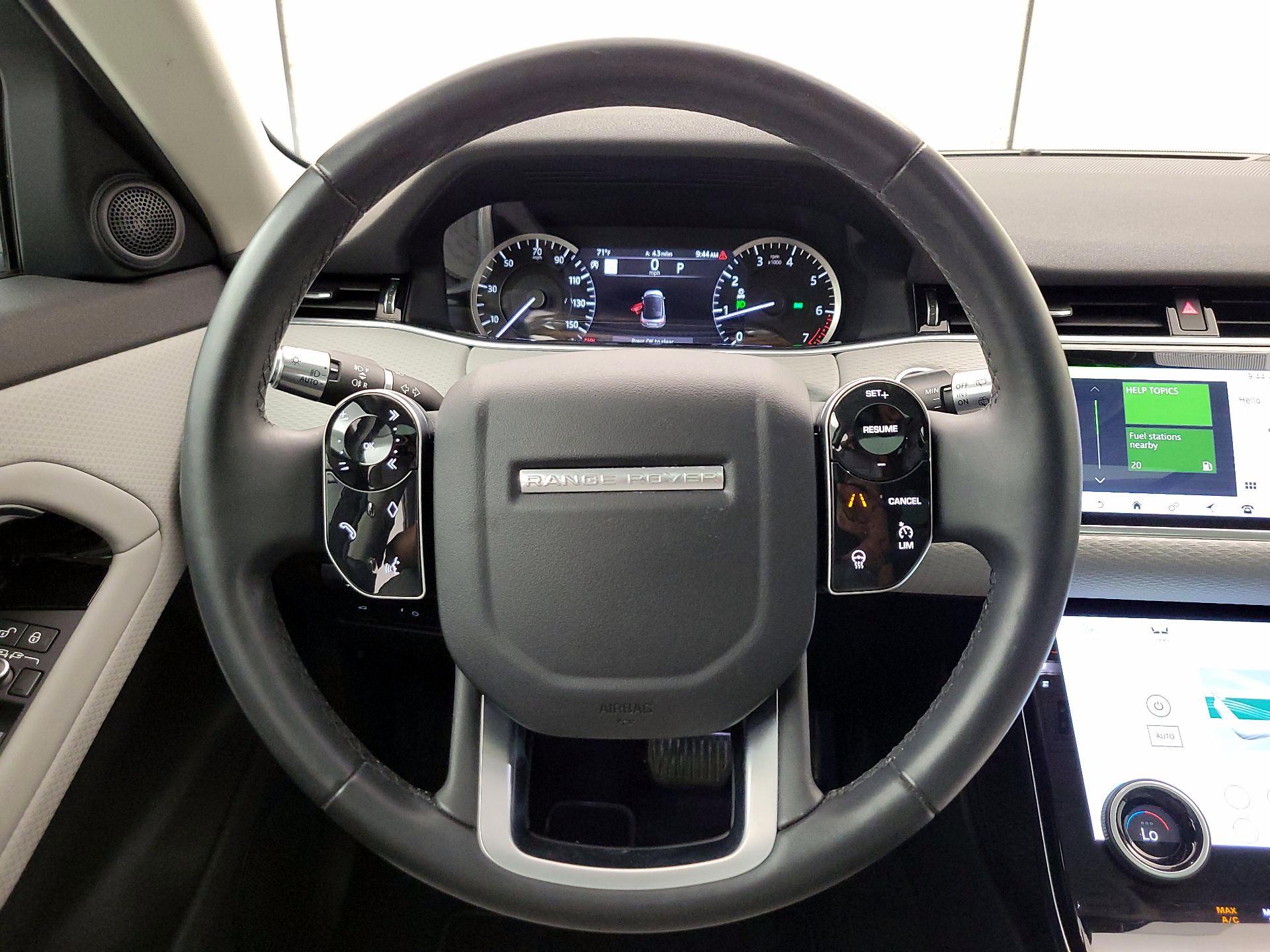 Thumbnail: 2020 Land Rover Range Rover Evoque - 10