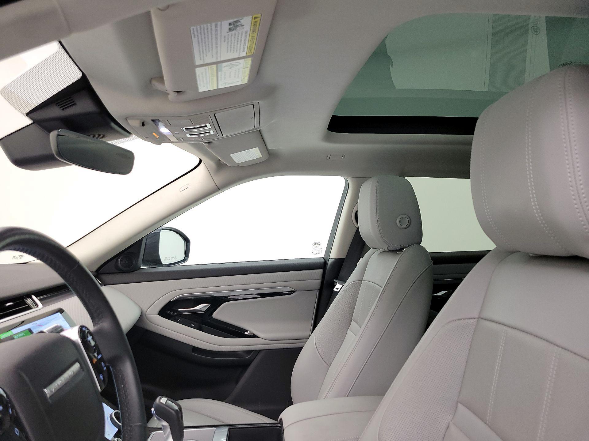Thumbnail: 2020 Land Rover Range Rover Evoque - 20