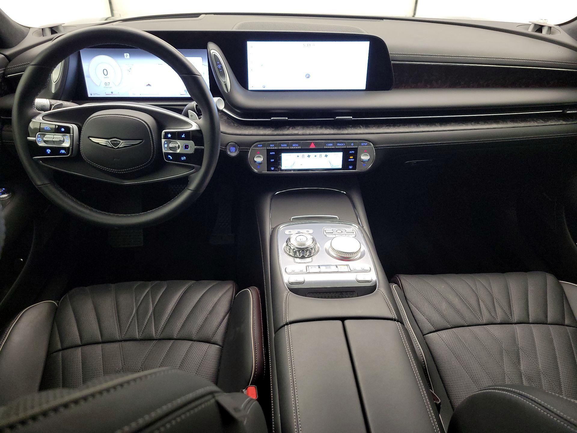 Thumbnail: 2023 Genesis G90 - 9