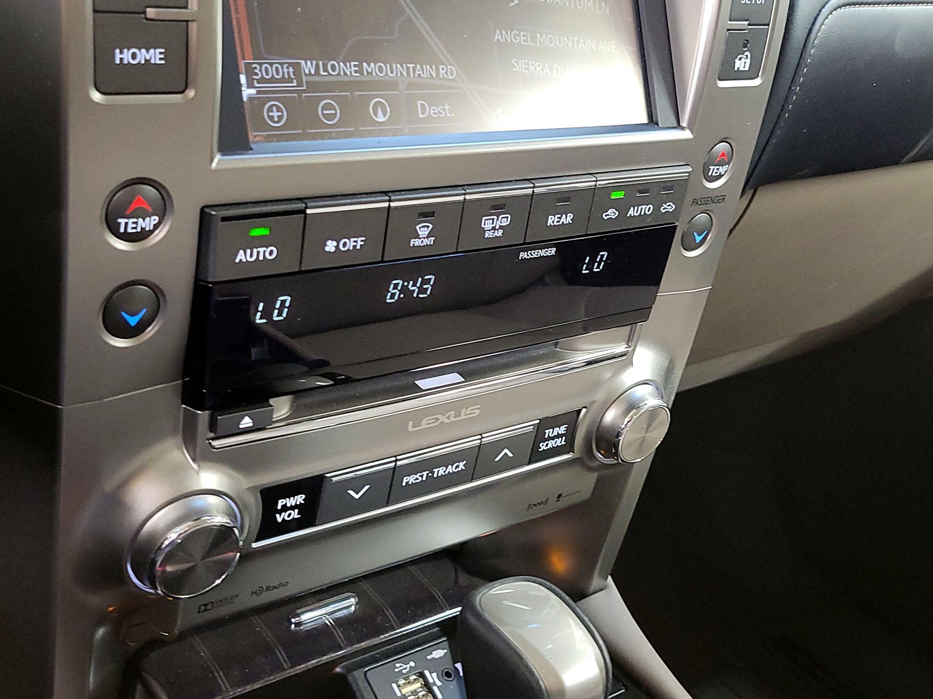 Thumbnail: 2020 Lexus GX - 17