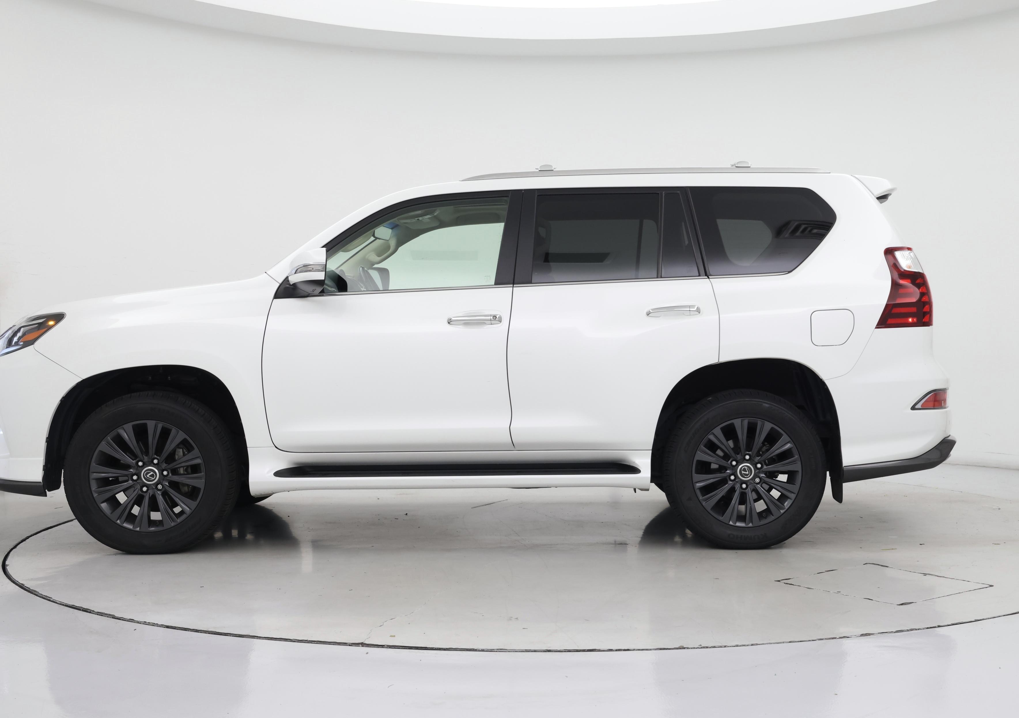 Thumbnail: 2020 Lexus GX - 3