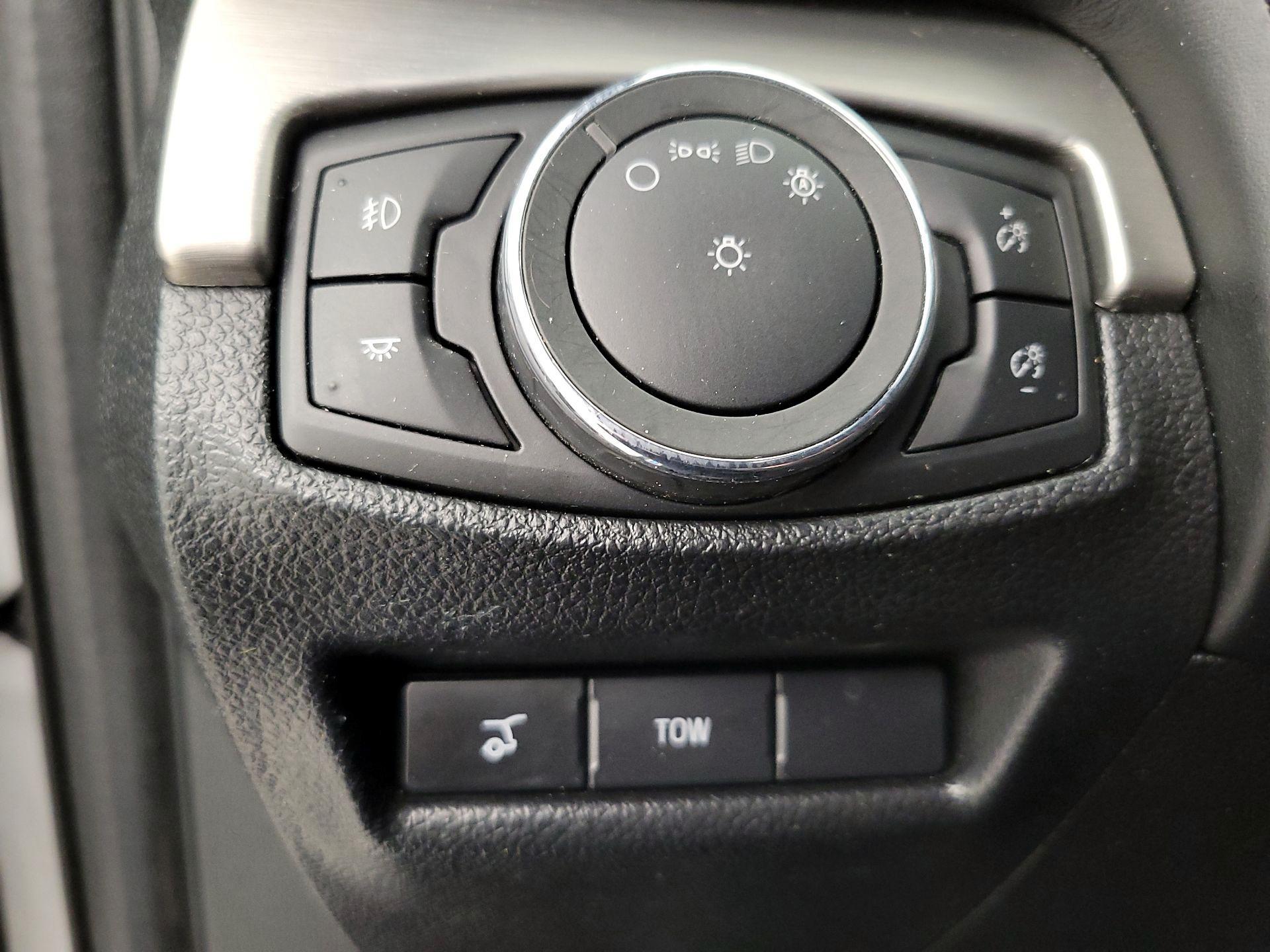 Thumbnail: 2018 Ford Explorer - 13