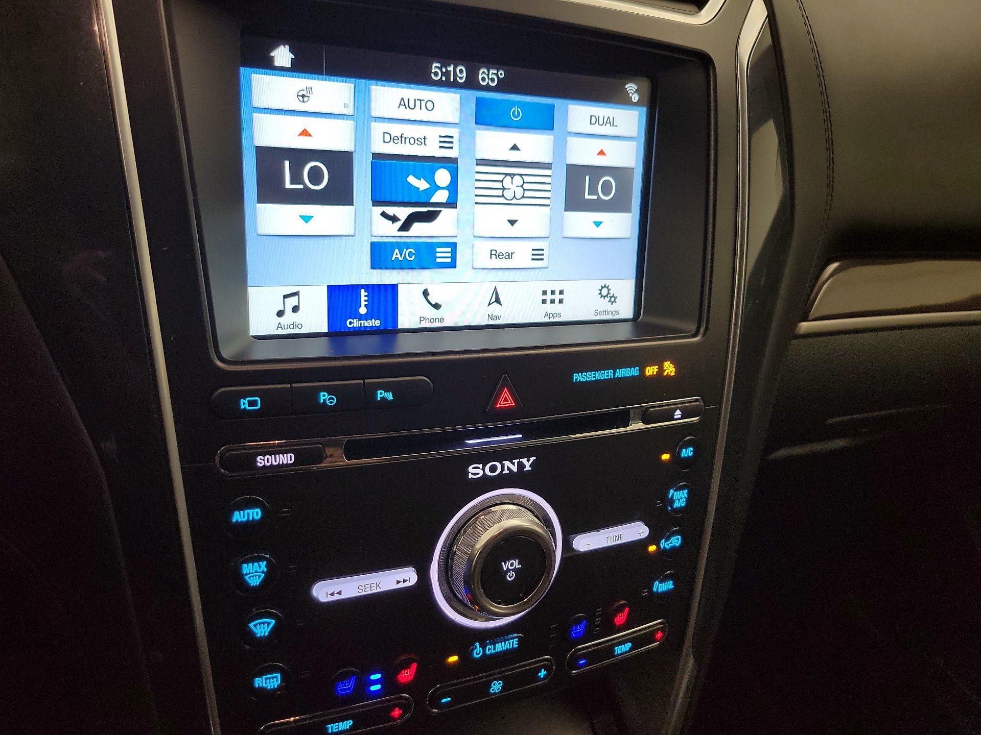 Thumbnail: 2018 Ford Explorer - 17