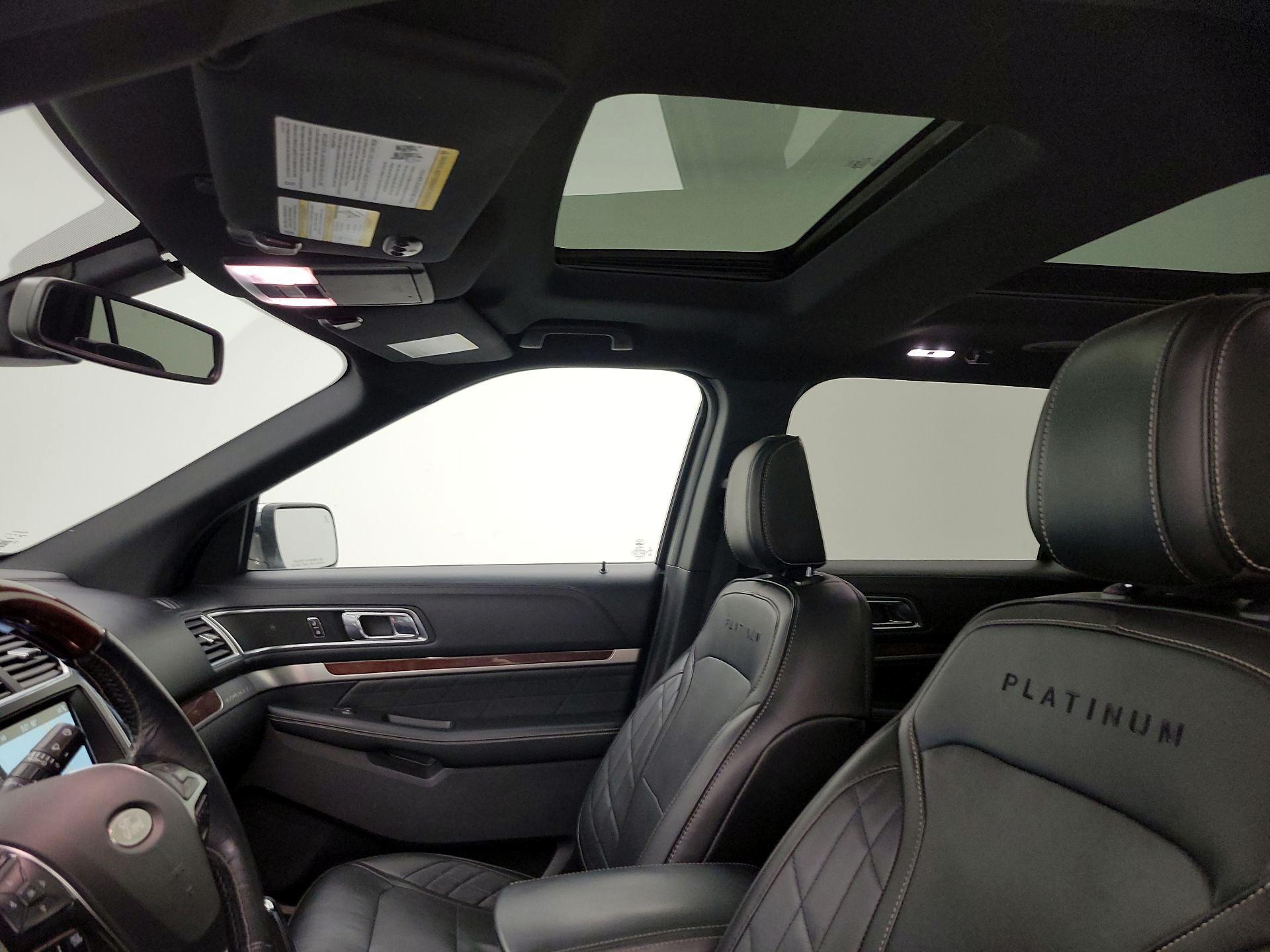Thumbnail: 2018 Ford Explorer - 20