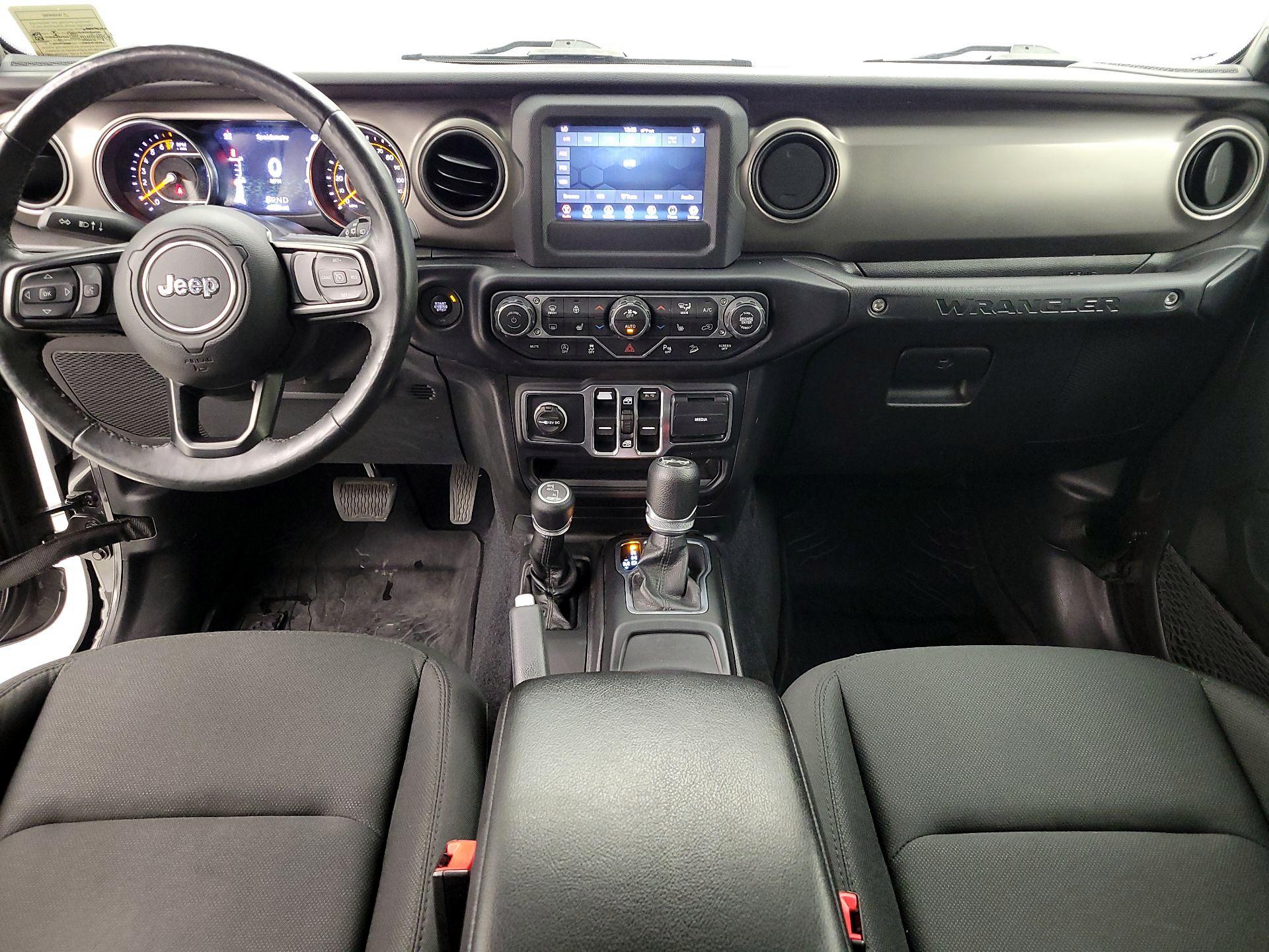 Thumbnail: 2019 Jeep Wrangler - 9