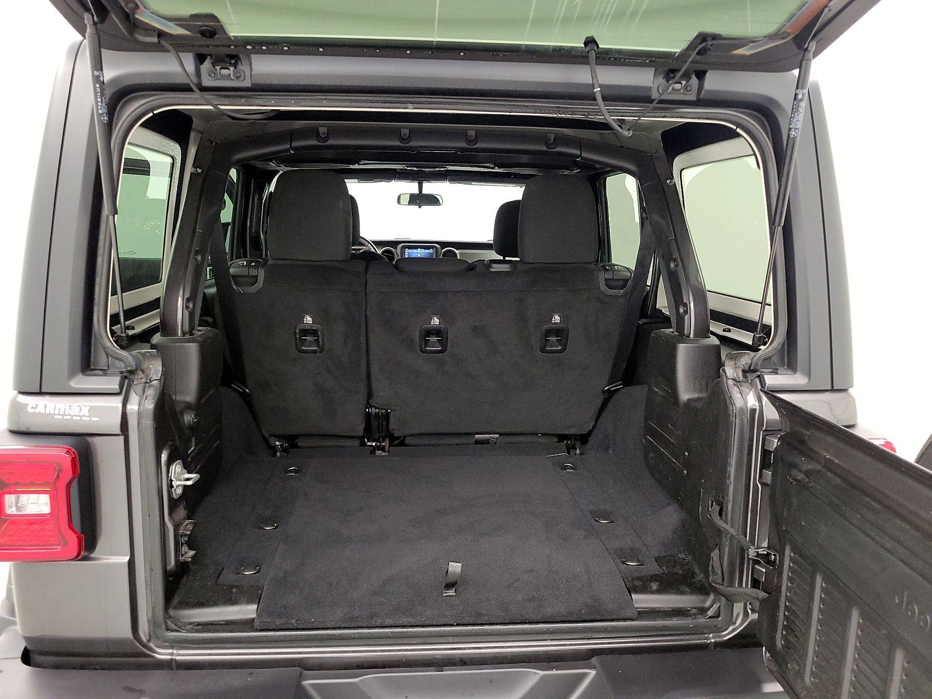 Thumbnail: 2019 Jeep Wrangler - 19