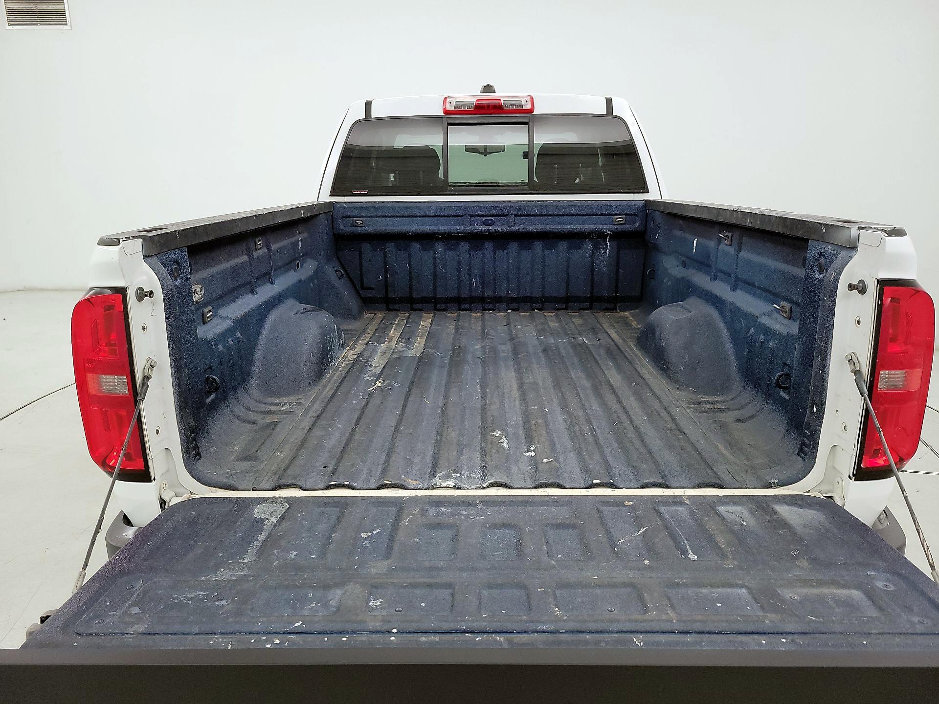 Thumbnail: 2016 Chevrolet Colorado - 19