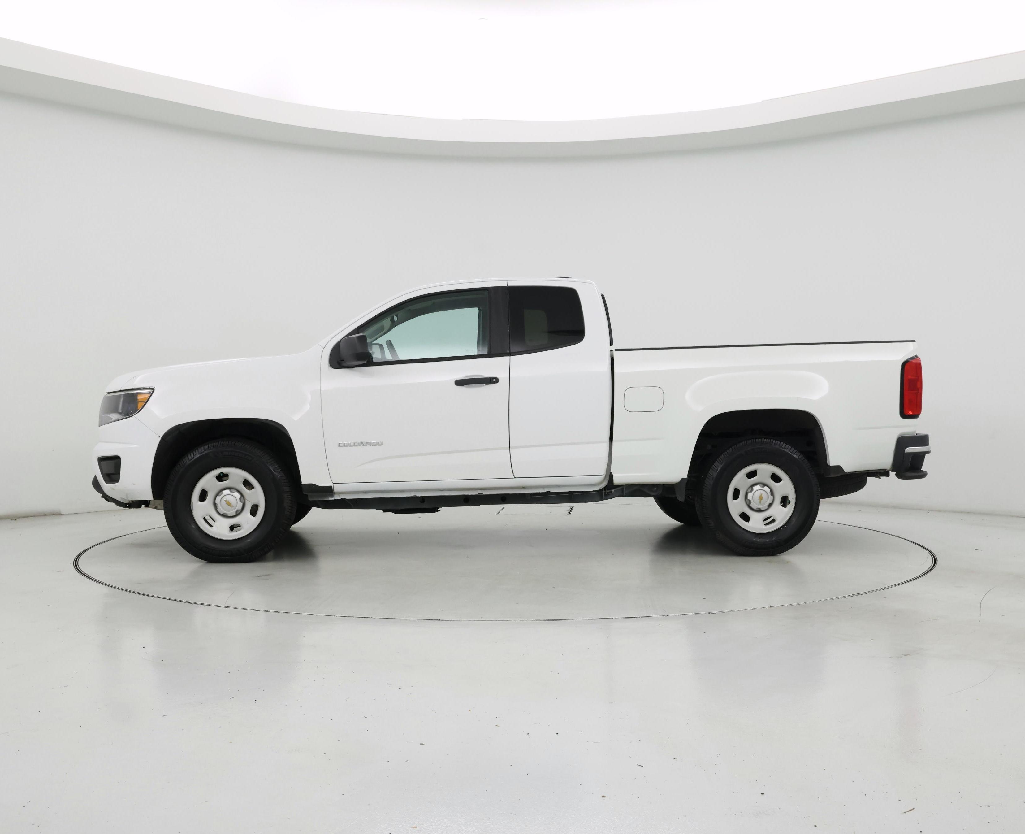 Thumbnail: 2016 Chevrolet Colorado - 3