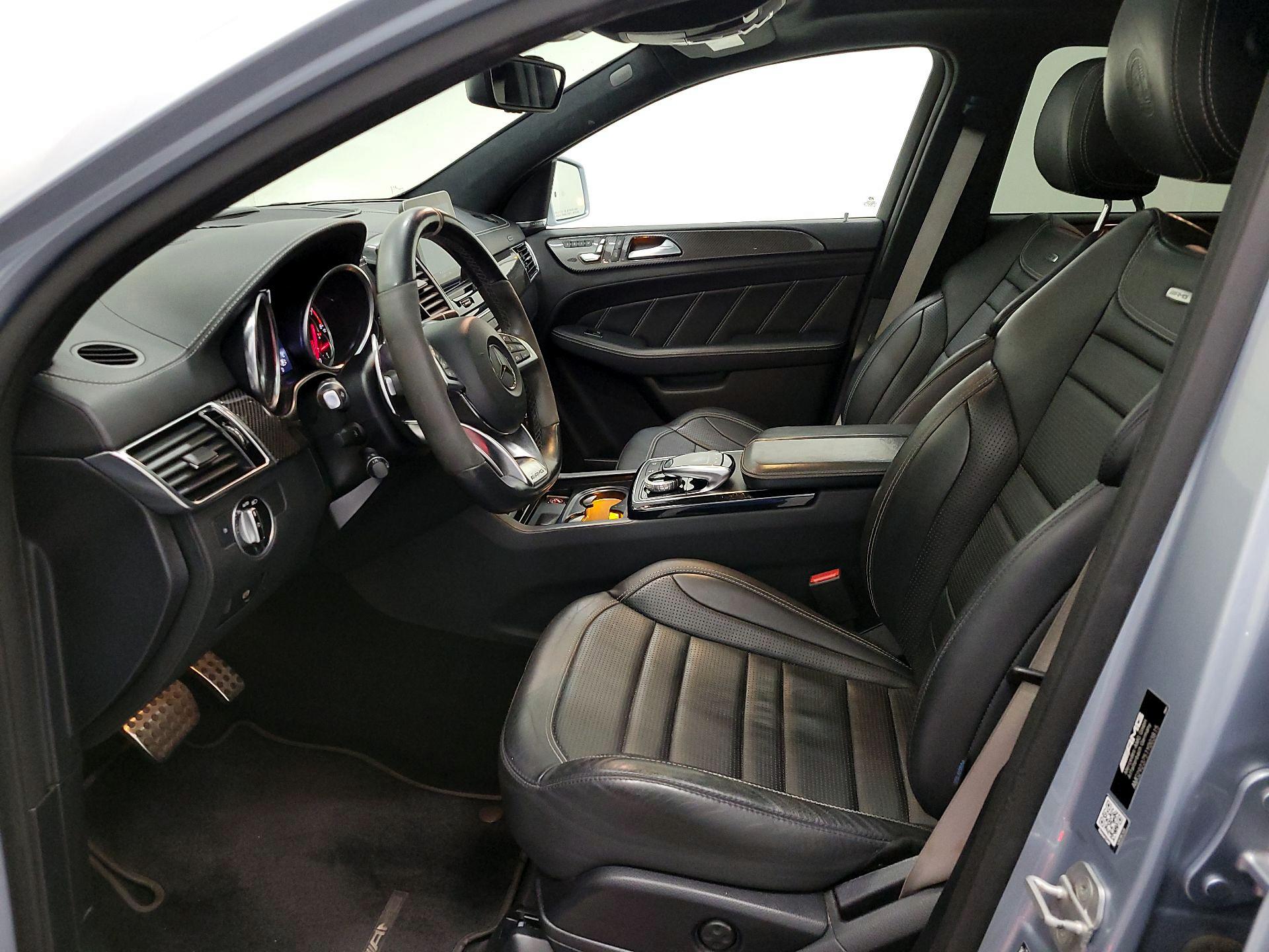 Thumbnail: 2018 Mercedes-Benz GL-Class - 11