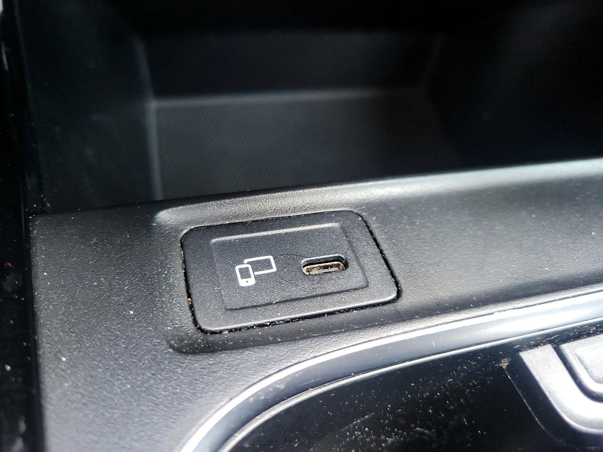 Thumbnail: 2022 Mercedes-Benz A-Class - 18