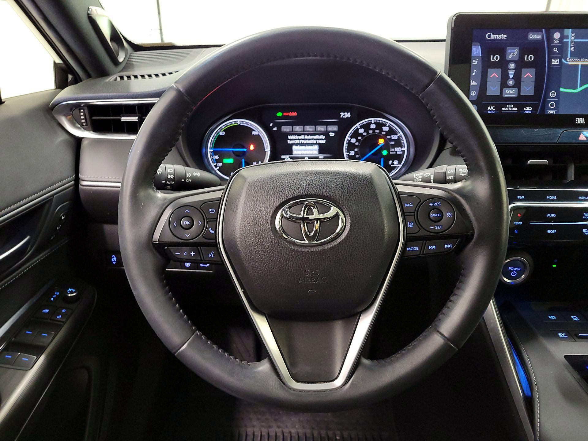 Thumbnail: 2022 Toyota Venza - 10