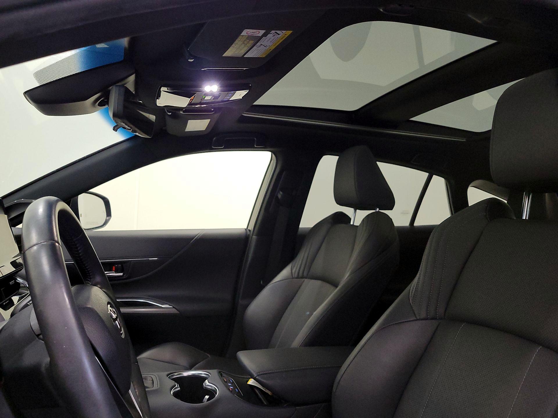 Thumbnail: 2022 Toyota Venza - 20