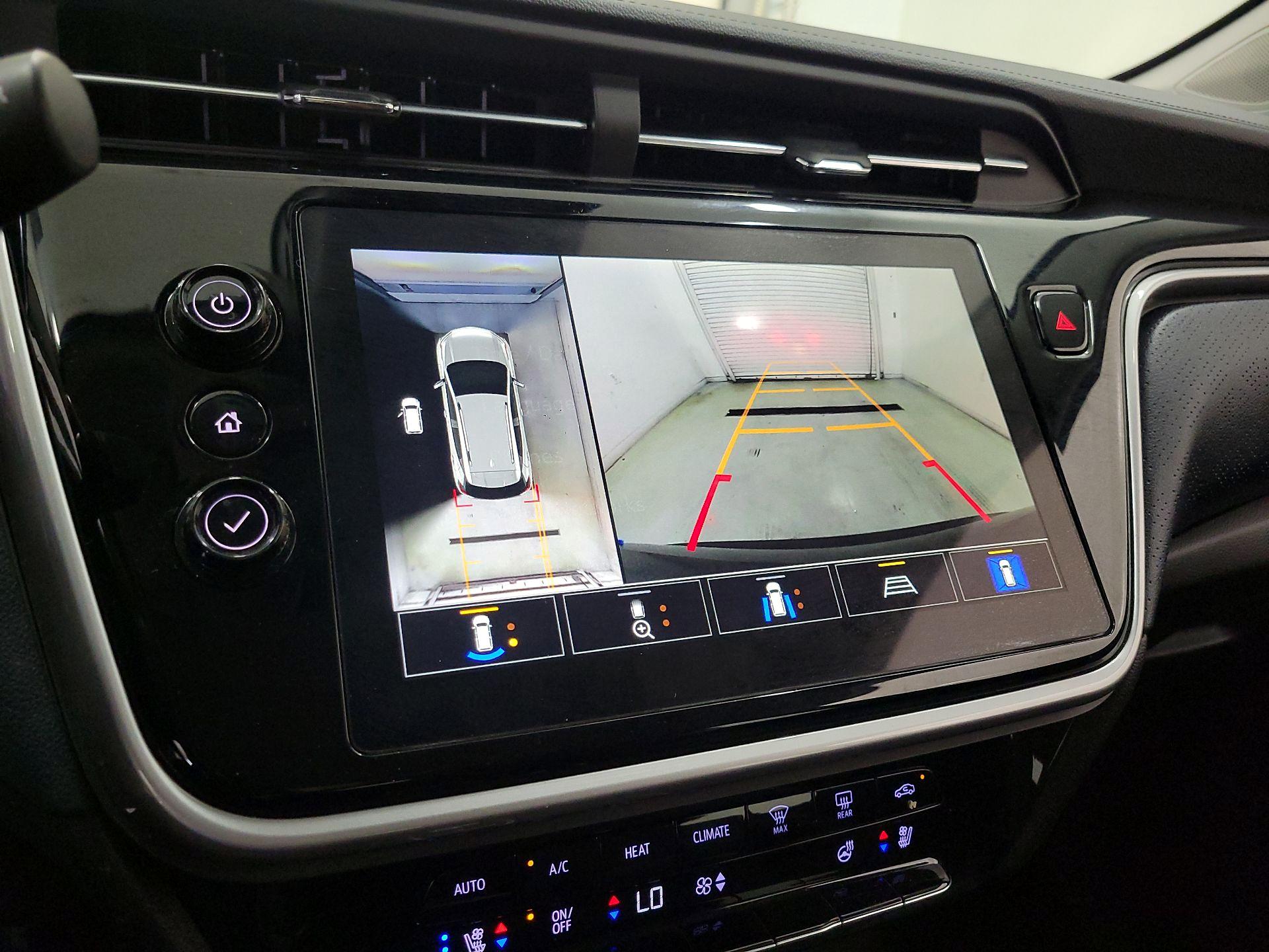 Thumbnail: 2023 Chevrolet Bolt EUV - 15