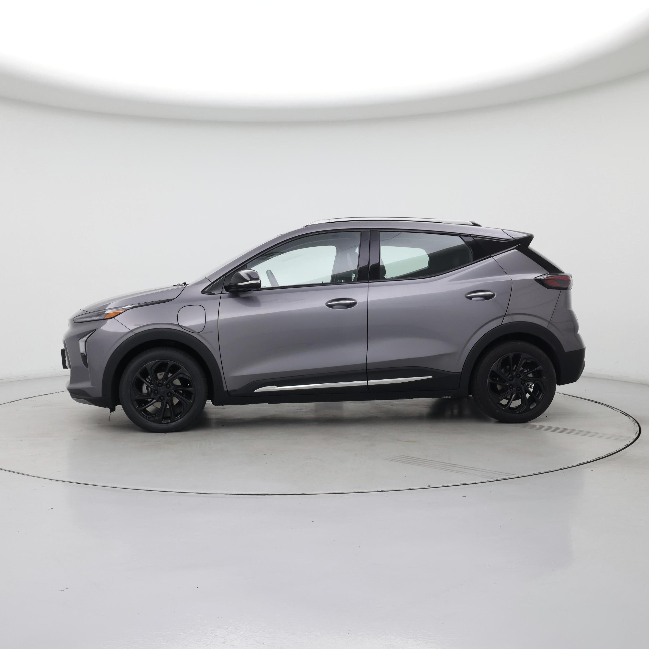 Thumbnail: 2023 Chevrolet Bolt EUV - 3