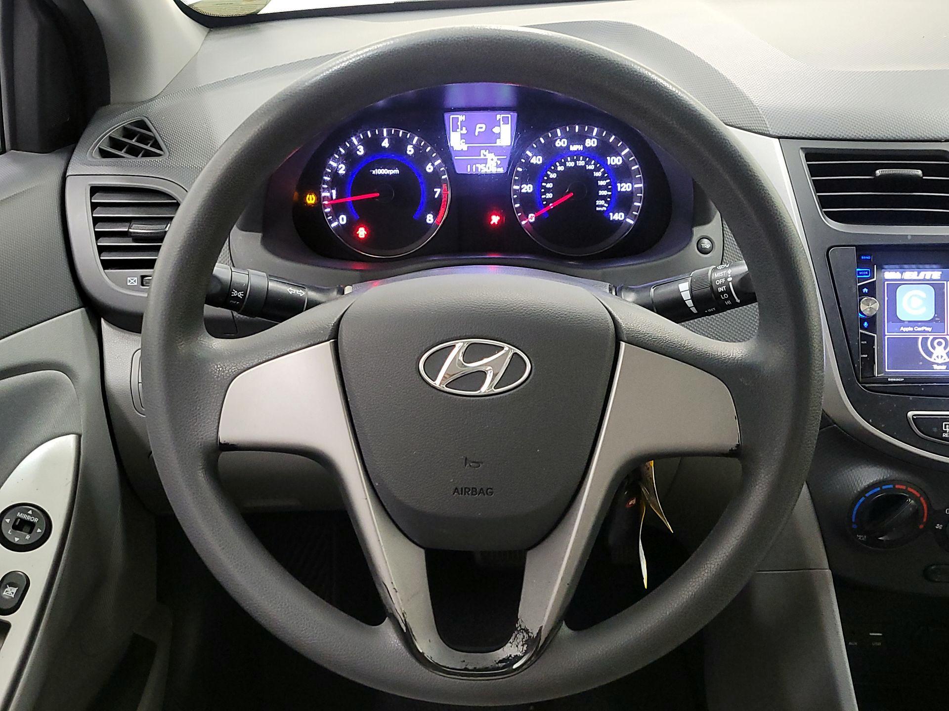 Thumbnail: 2016 Hyundai Accent - 10