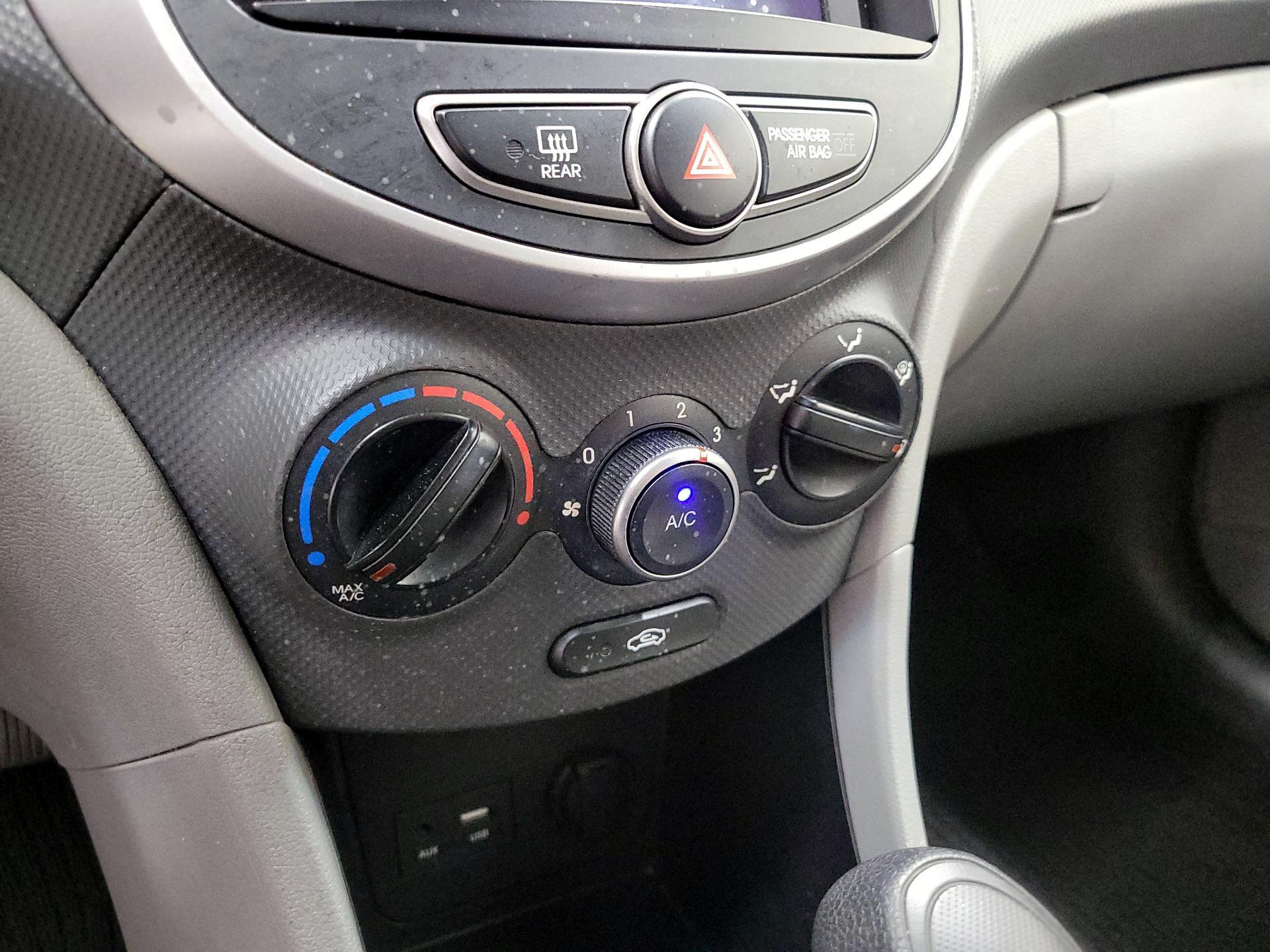 Thumbnail: 2016 Hyundai Accent - 15