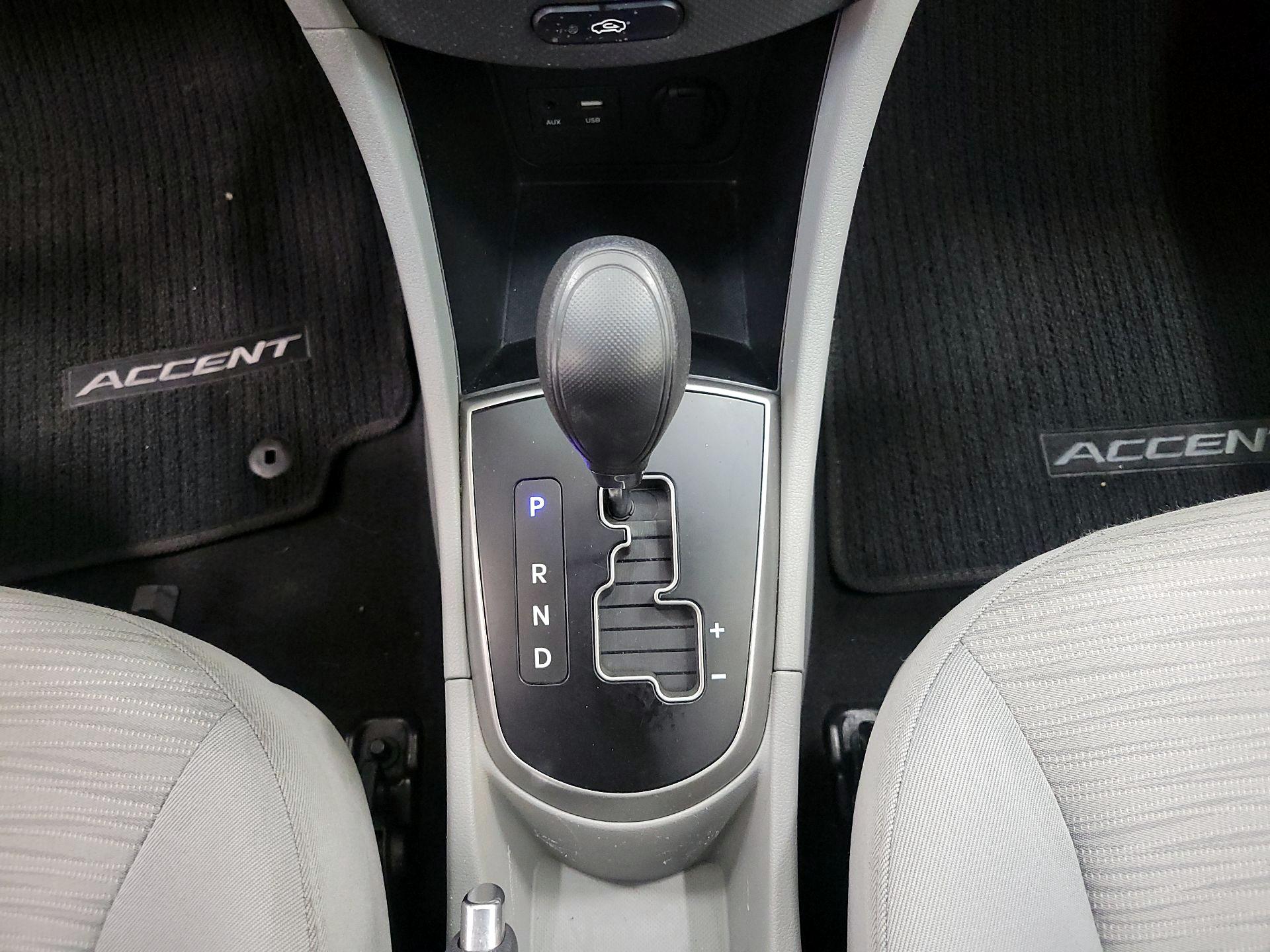 Thumbnail: 2016 Hyundai Accent - 16
