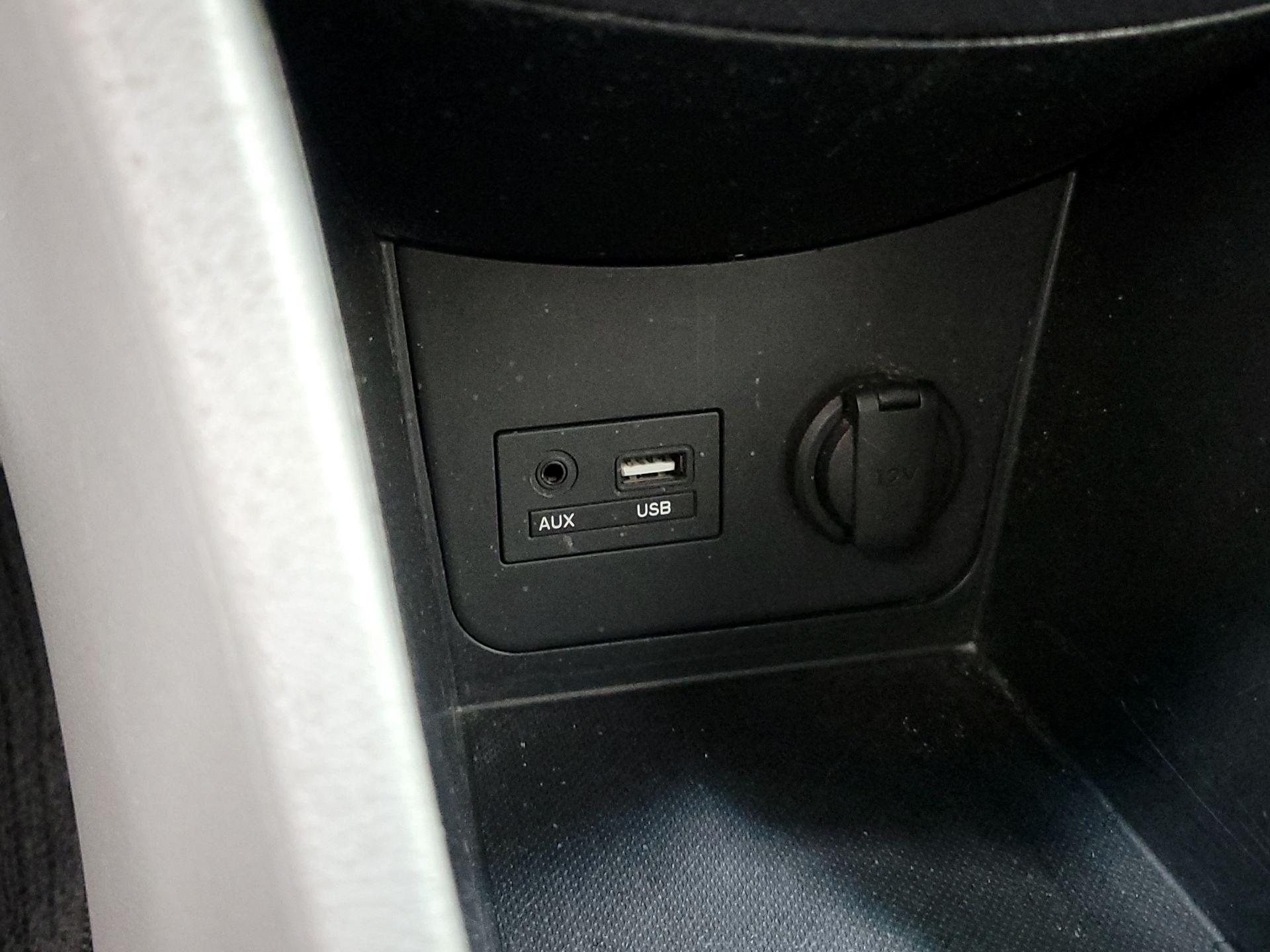 Thumbnail: 2016 Hyundai Accent - 17