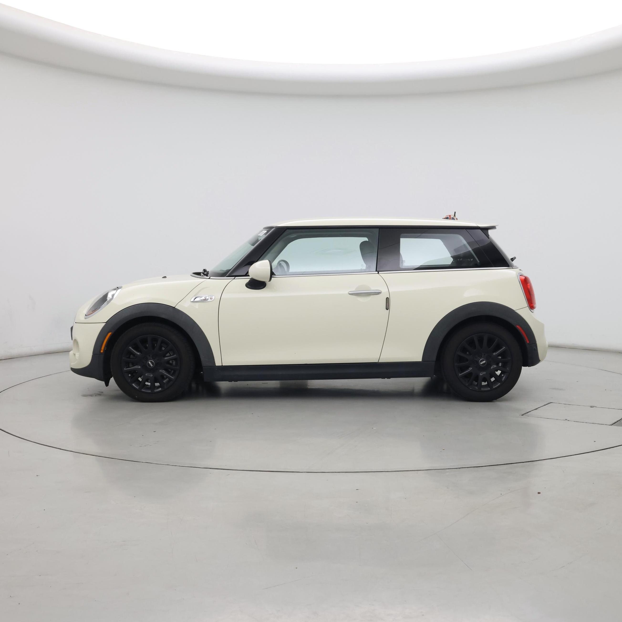 Thumbnail: 2018 MINI Cooper - 3