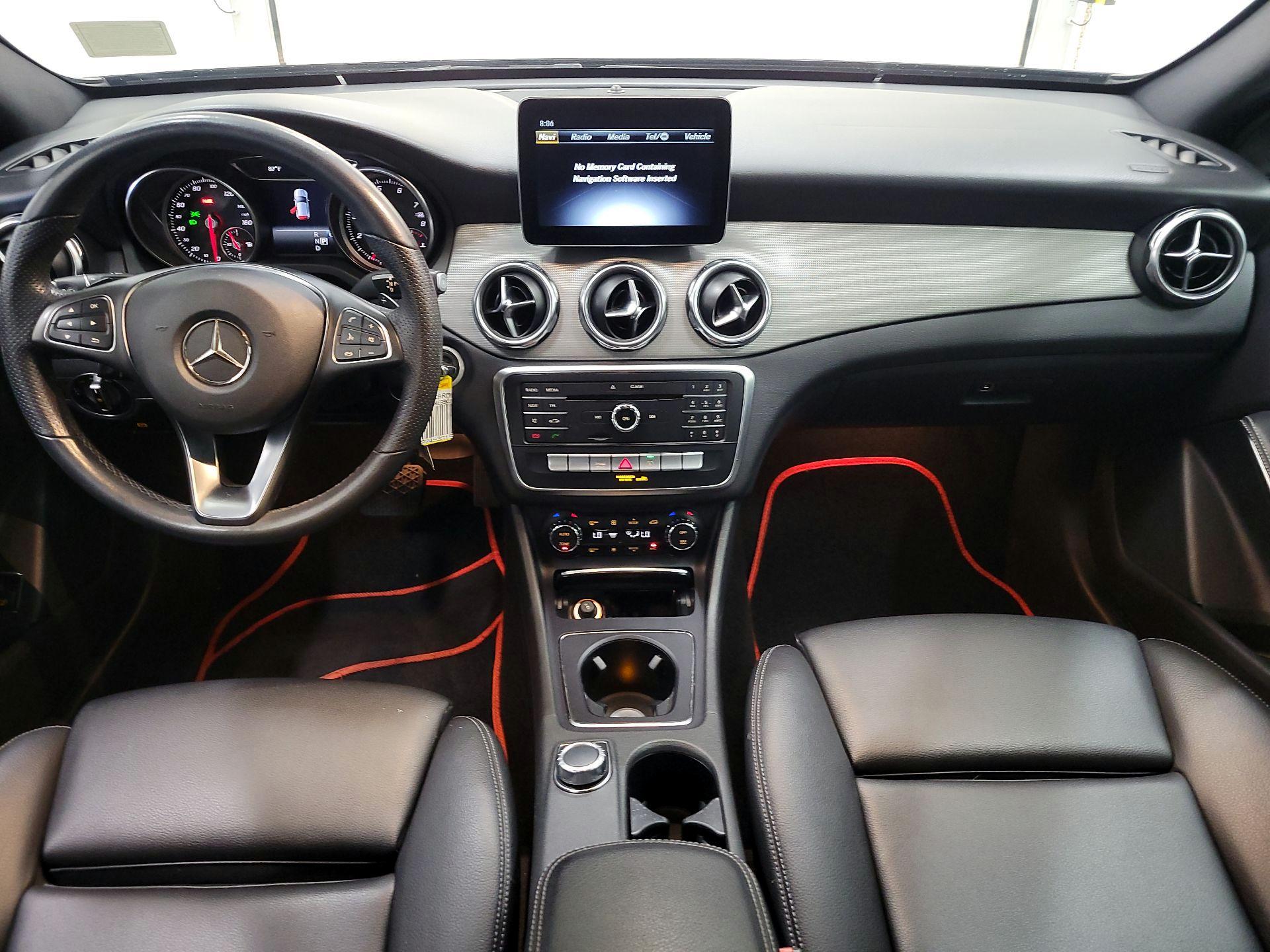 Thumbnail: 2019 Mercedes-Benz GLA - 9