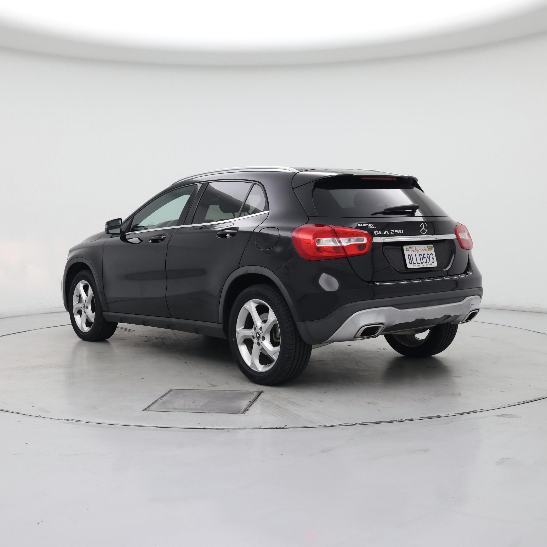 Thumbnail: 2019 Mercedes-Benz GLA - 2