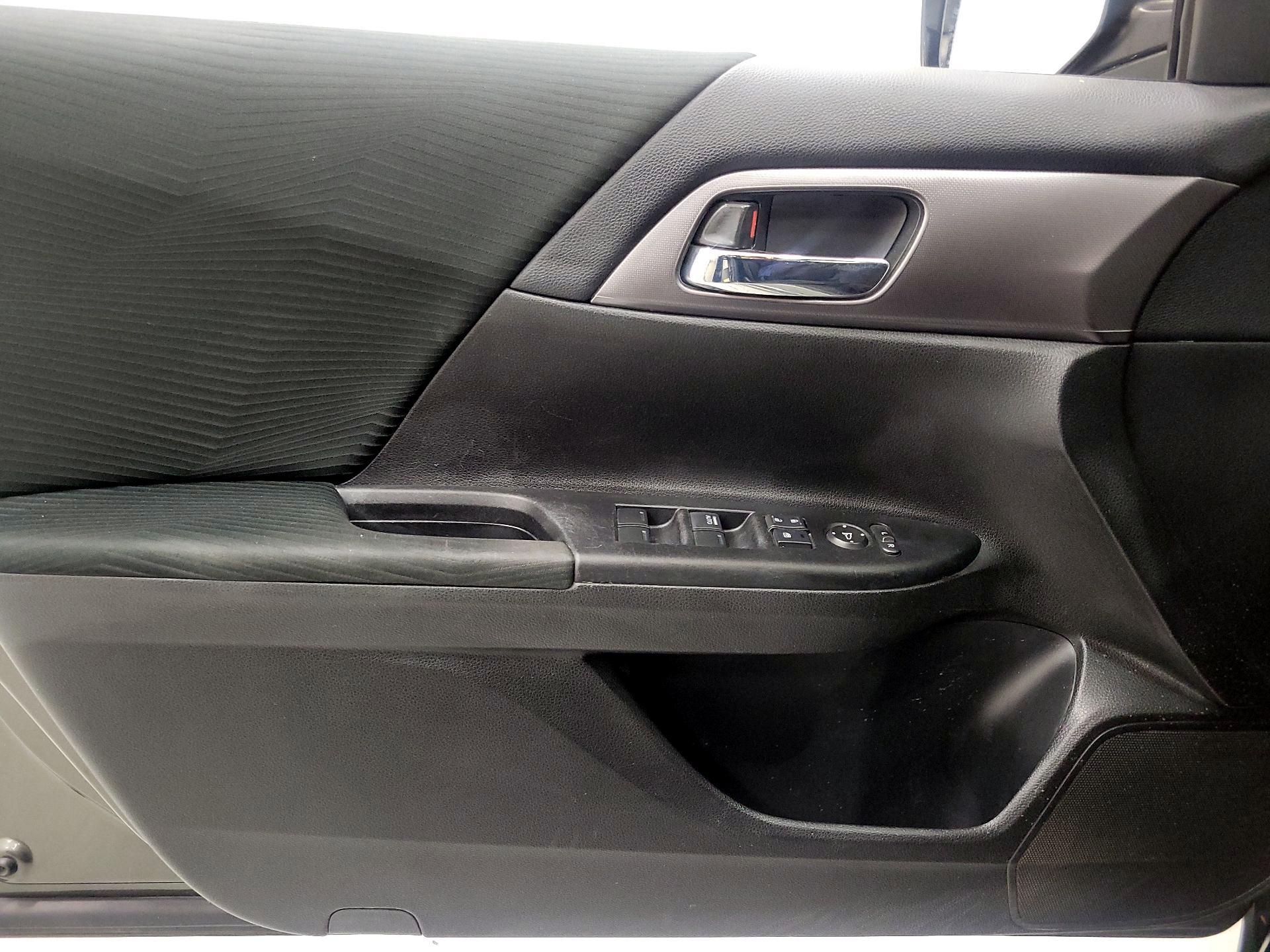 Thumbnail: 2014 Honda Accord - 12