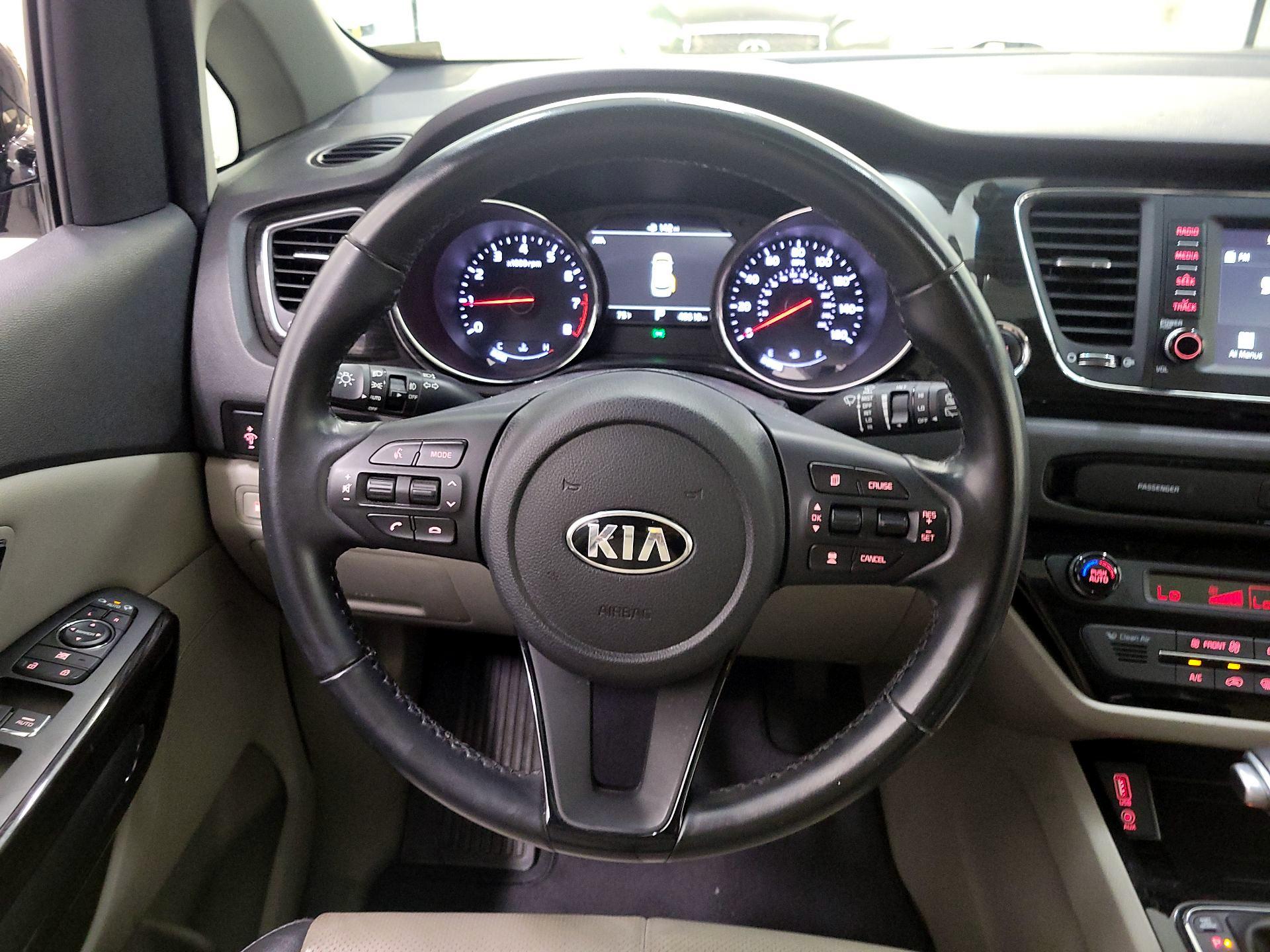 Thumbnail: 2021 Kia Sedona - 10