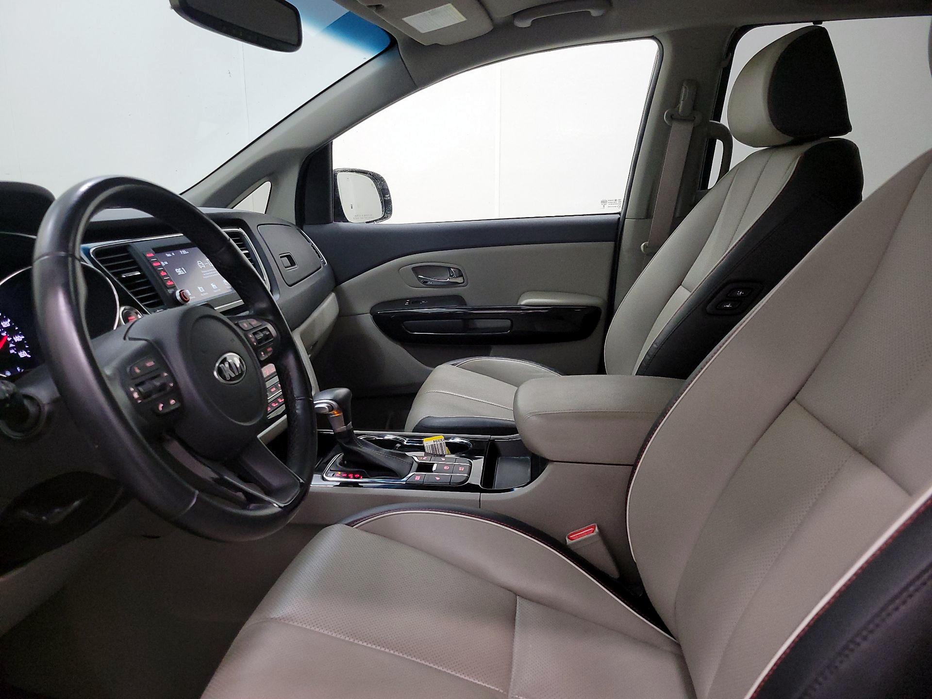 Thumbnail: 2021 Kia Sedona - 11
