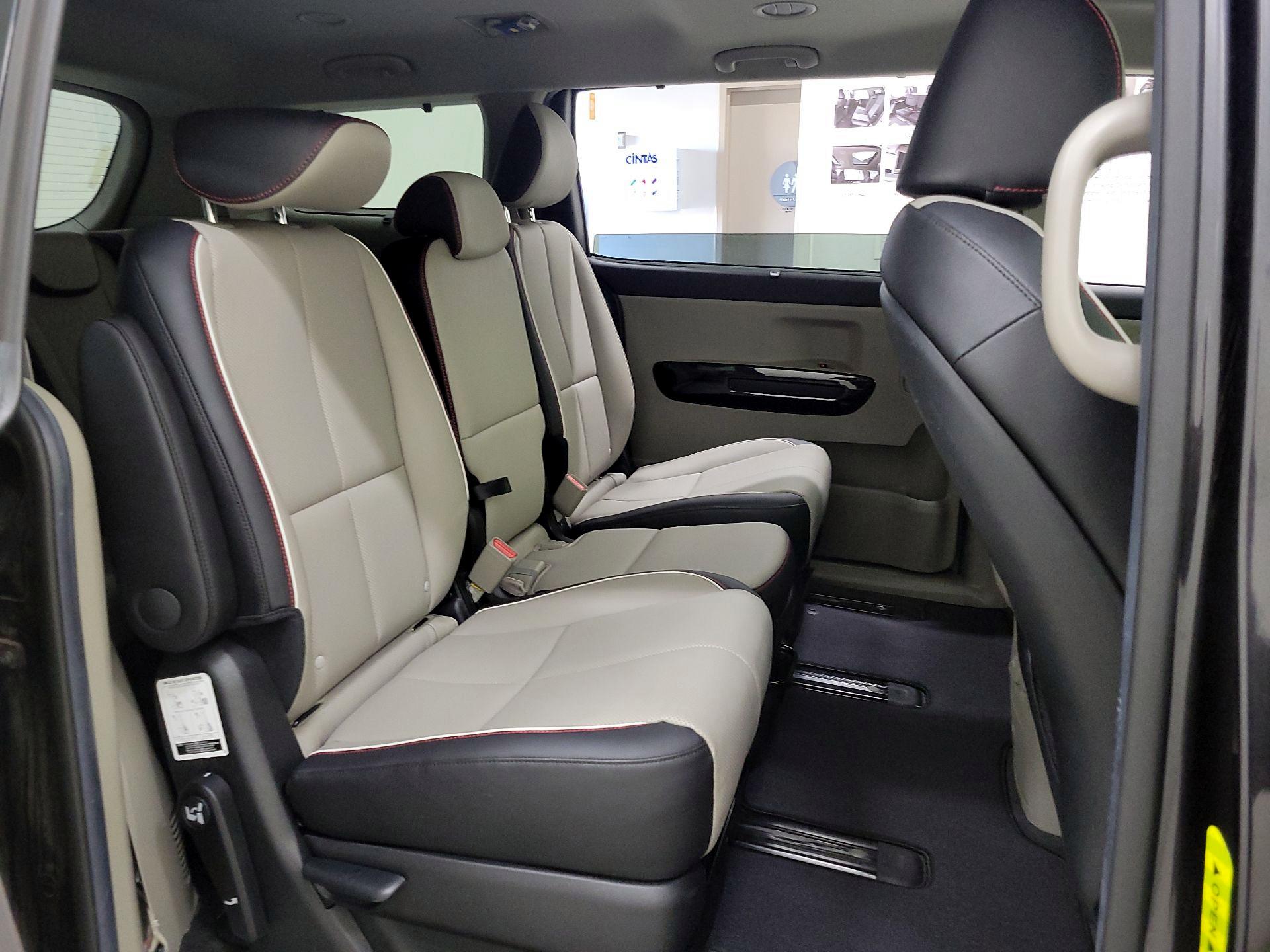 Thumbnail: 2021 Kia Sedona - 20