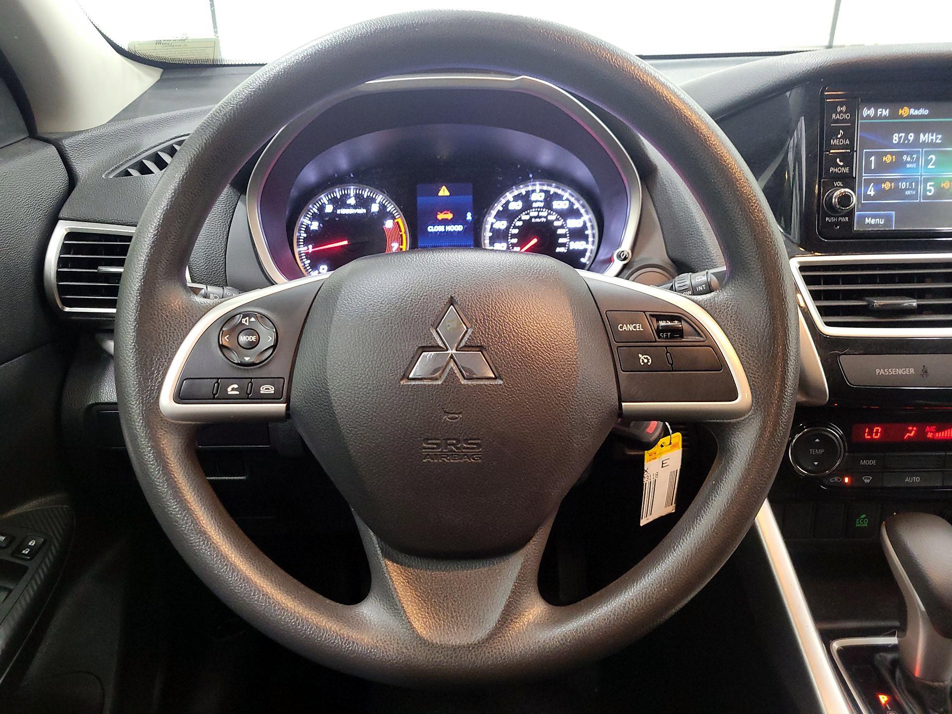 Thumbnail: 2020 Mitsubishi Eclipse Cross - 10
