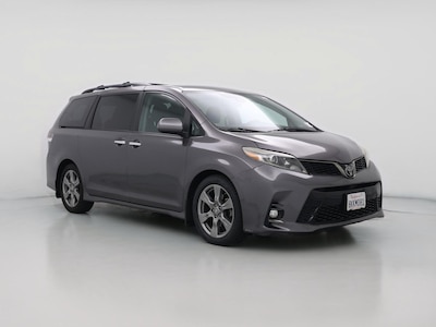 2019 Toyota Sienna SE -
                  Santa Rosa, CA