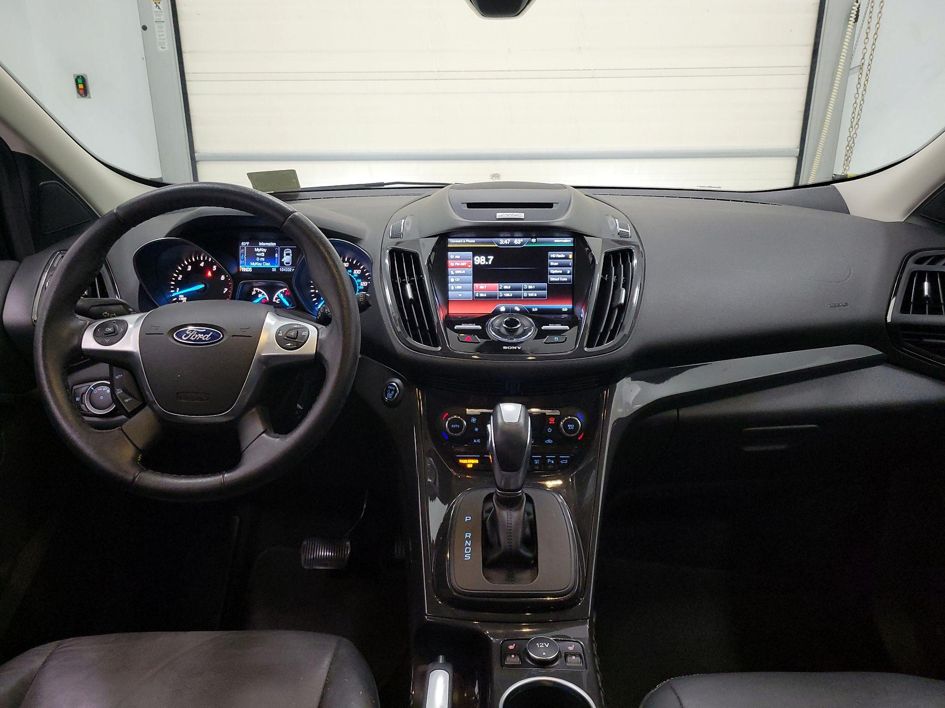 Thumbnail: 2015 Ford Escape - 9