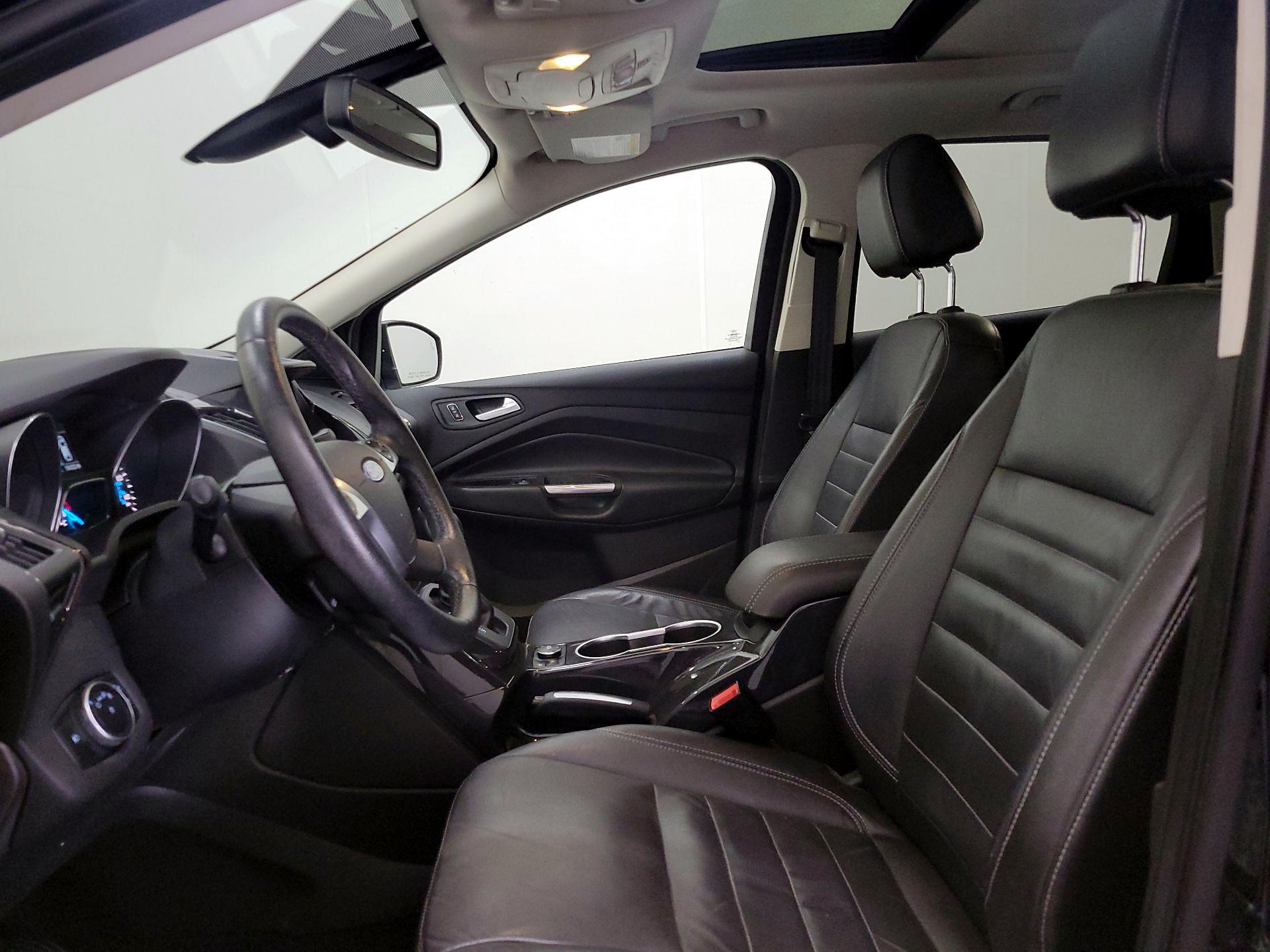 Thumbnail: 2015 Ford Escape - 11