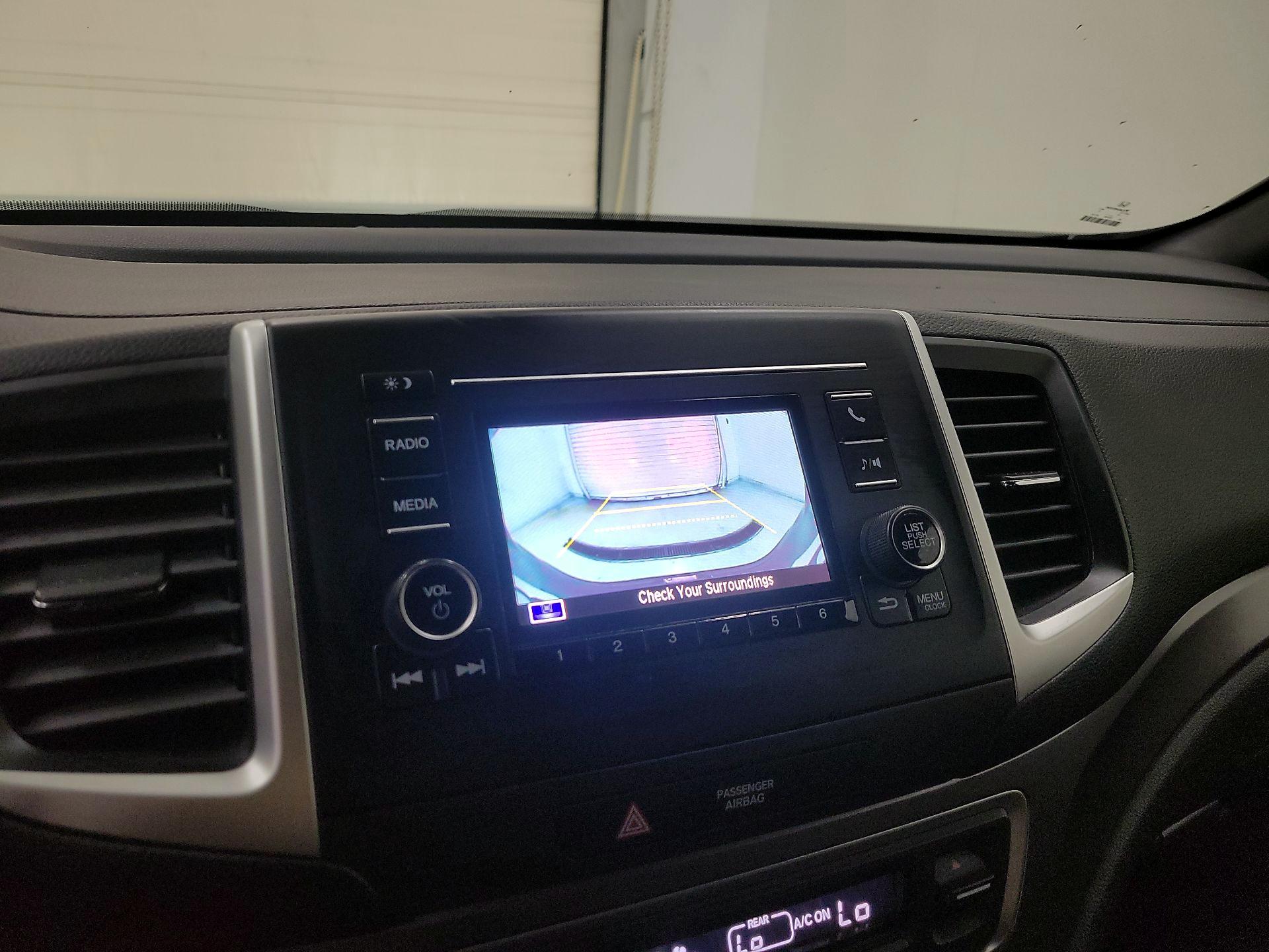Thumbnail: 2019 Honda Passport - 14