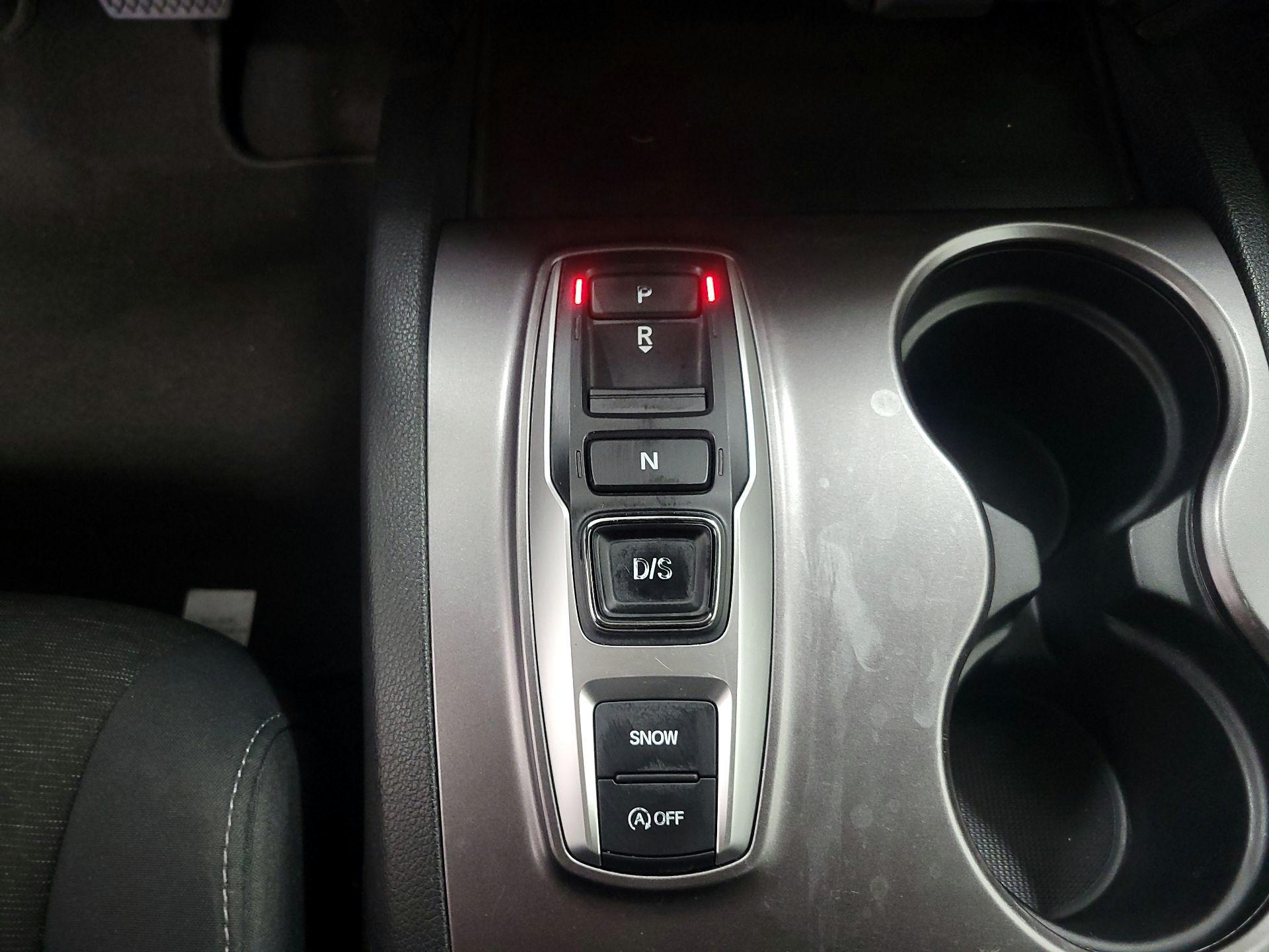 Thumbnail: 2019 Honda Passport - 17